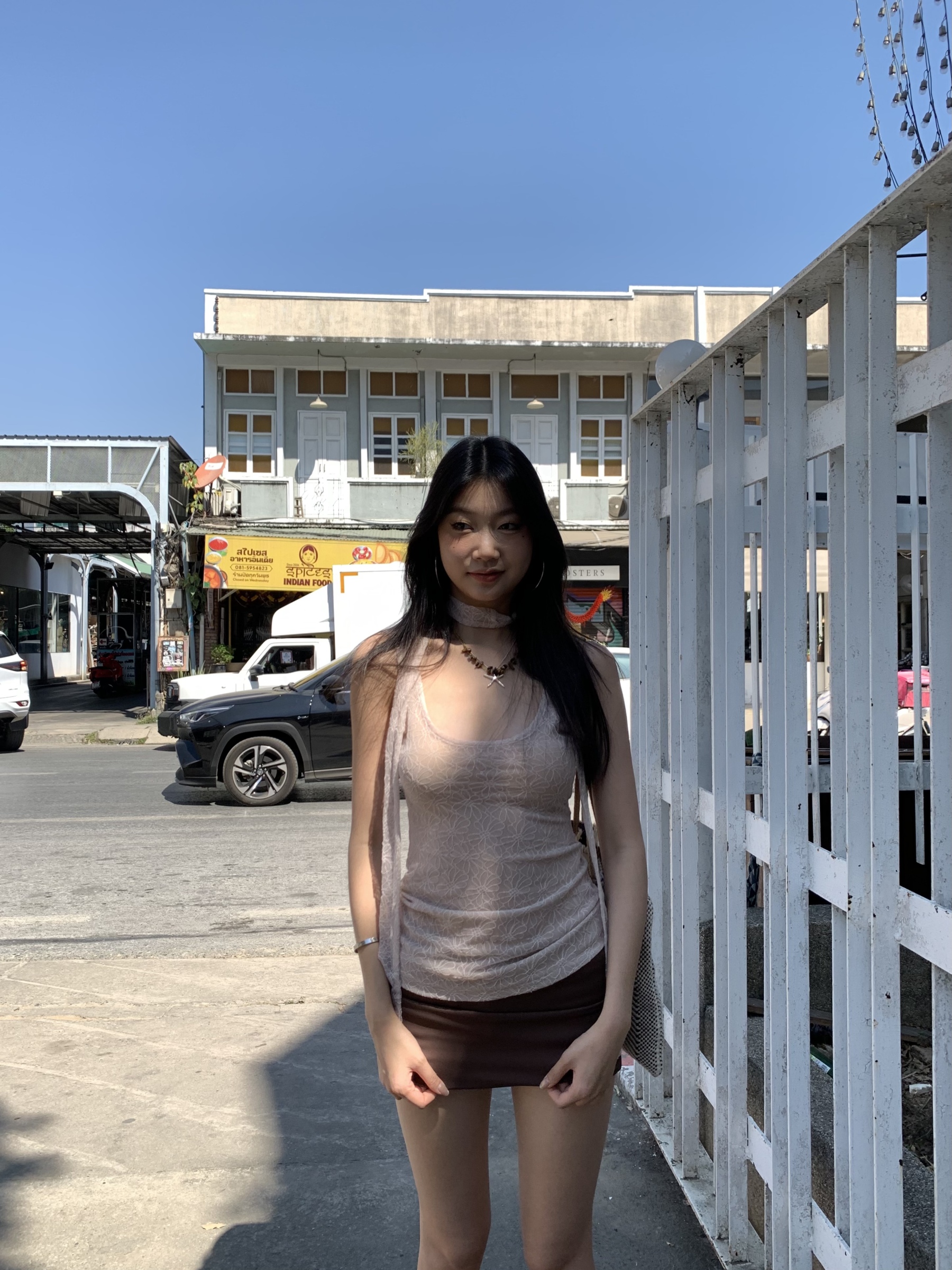 Floral lace U-neck tank top, light and transparent, sexy style