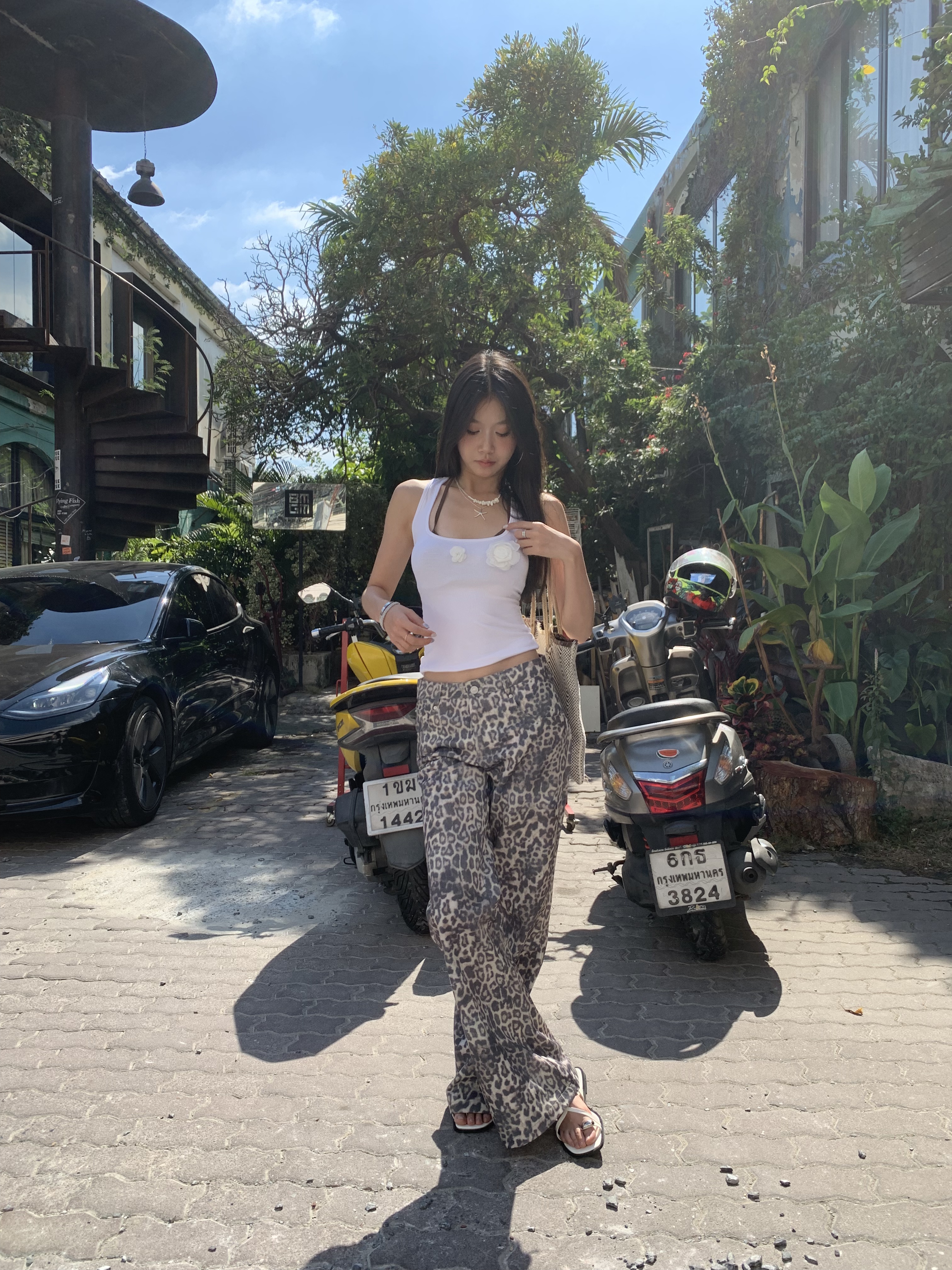 Tiger print flared pants for hot girls, low waist, wide legs, straight cut, comfortable to wear, new fashion