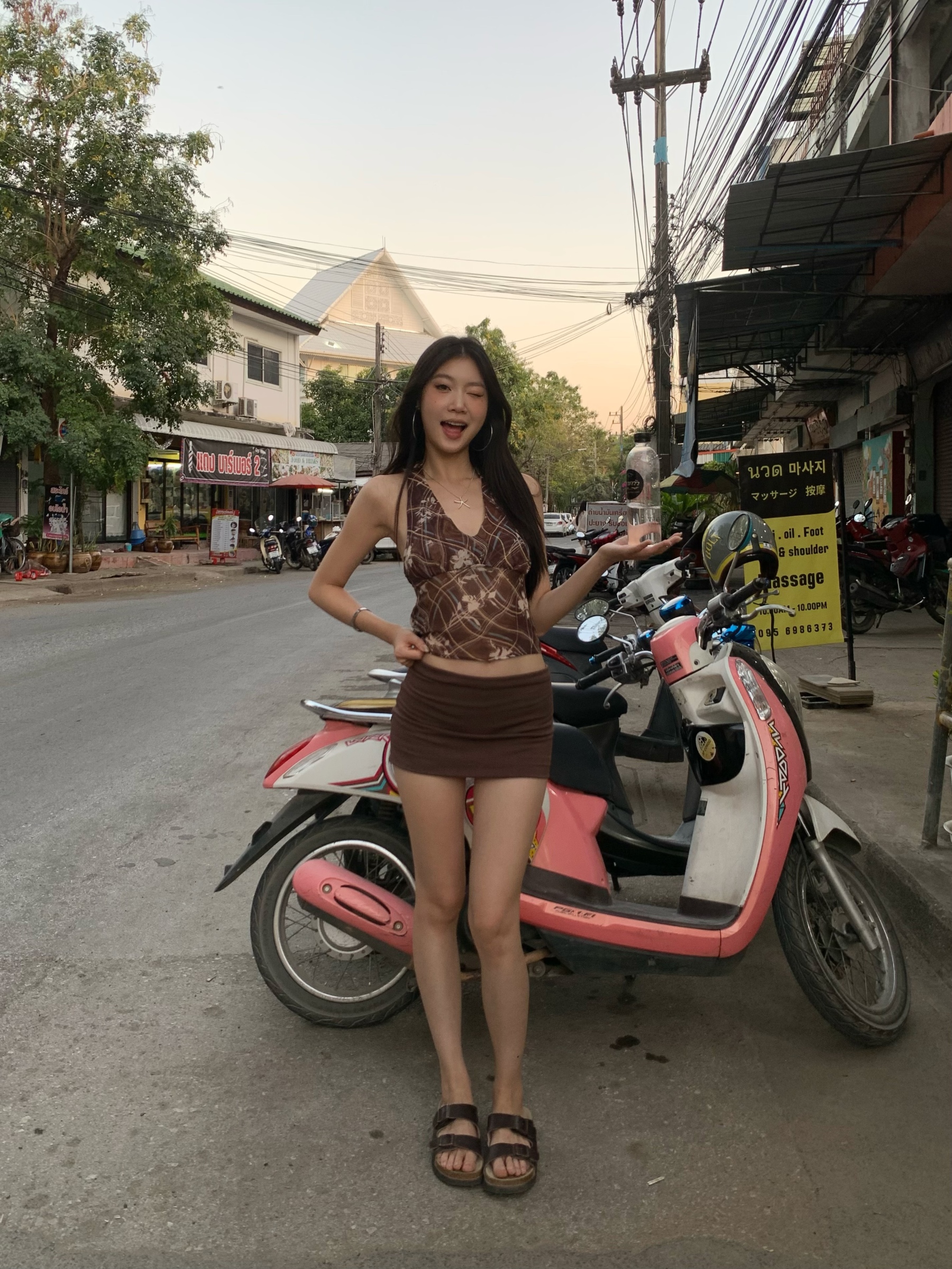 Sexy cafe color low waist slim fit skirt