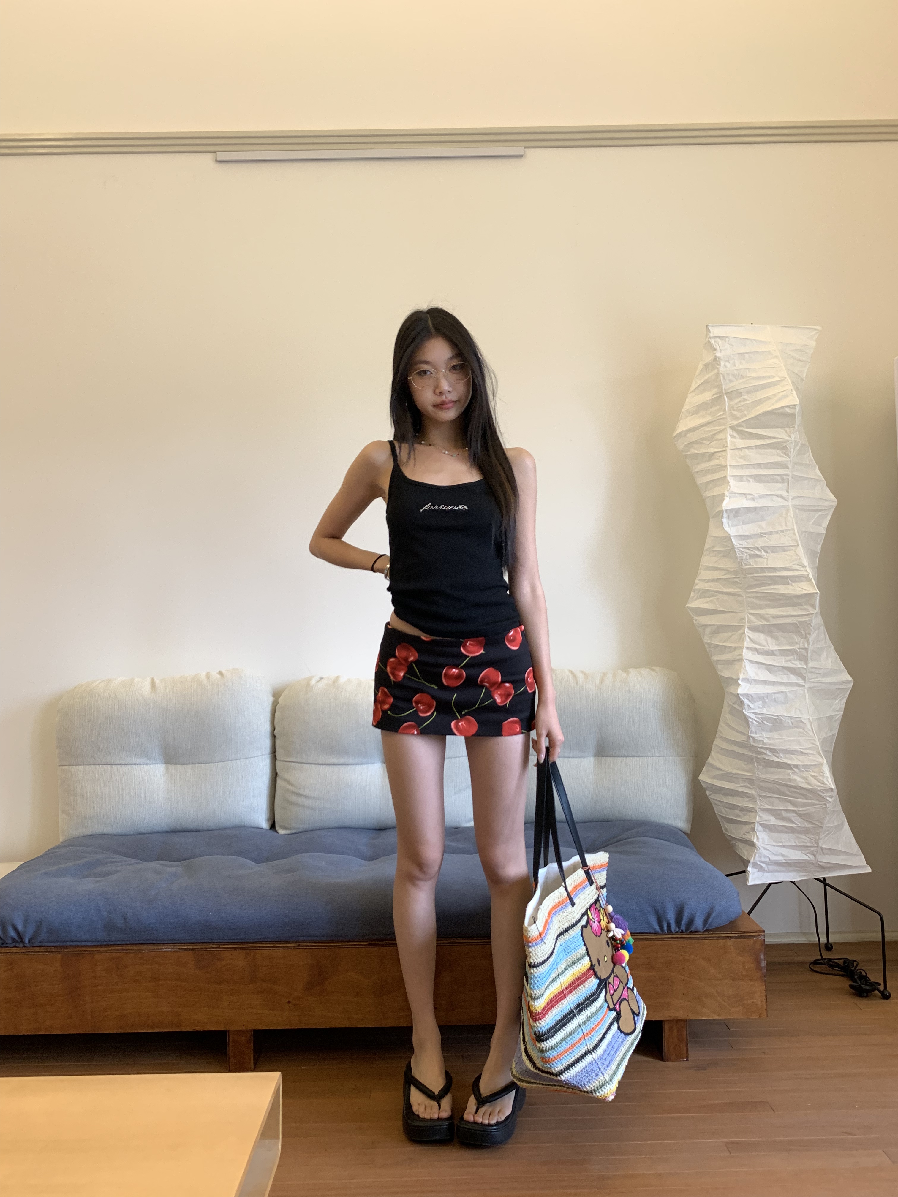 Red cherry print mini skirt, low waist style 