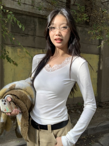 Stylish innerwear t-shirt for women