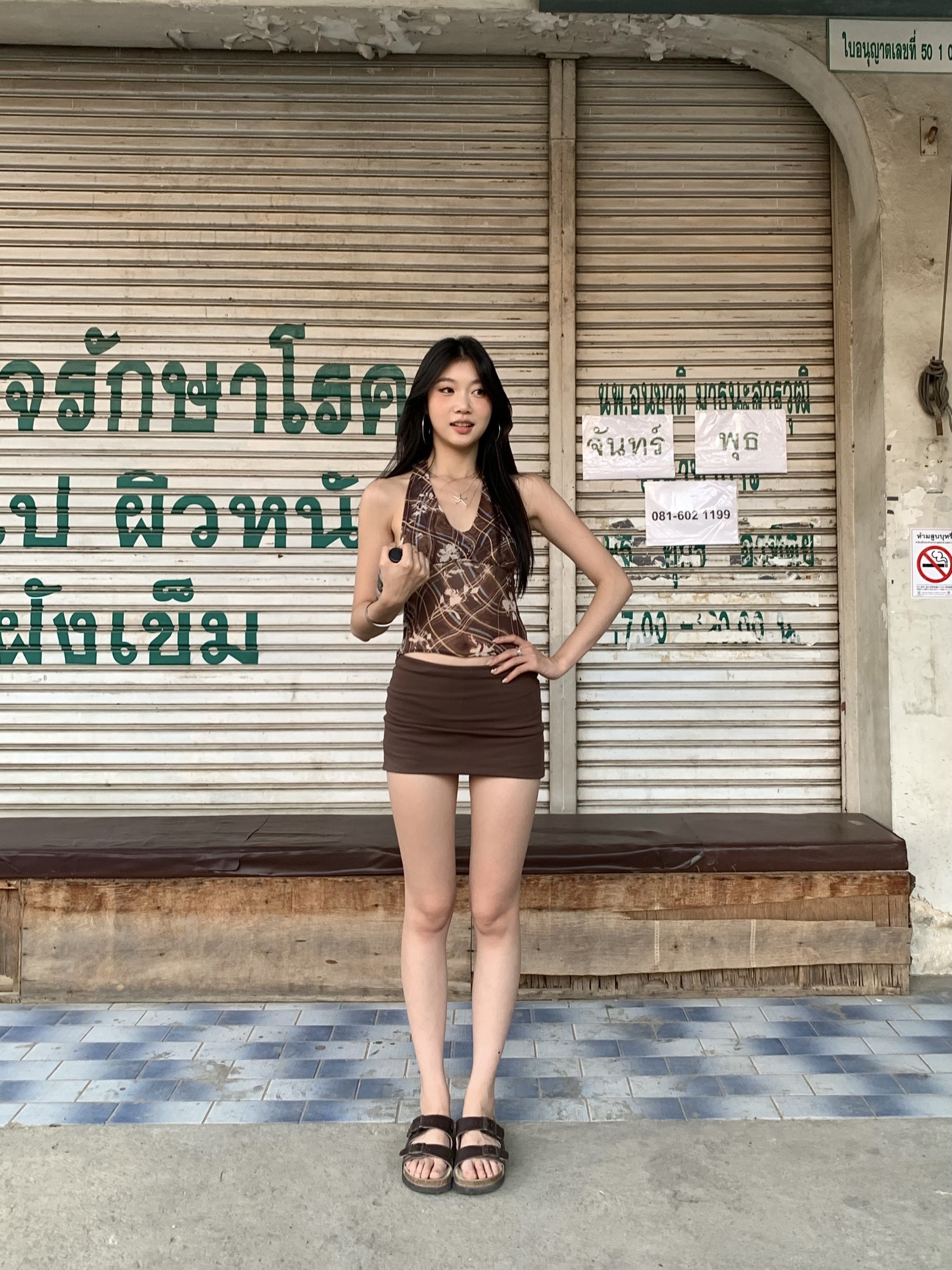 Sexy cafe color low waist slim fit skirt