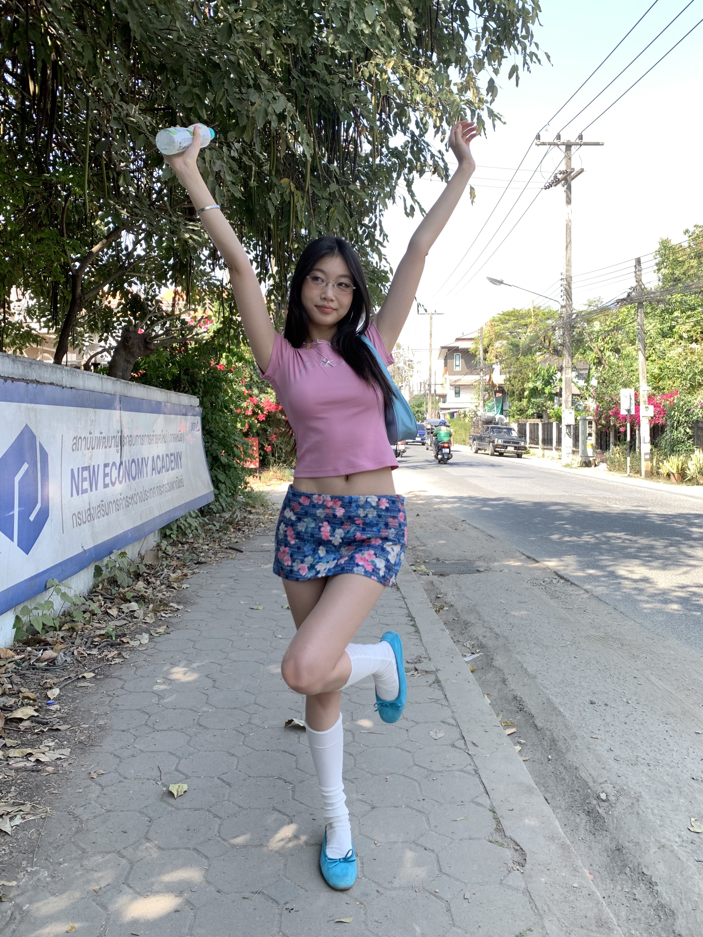 Vintage floral print low-waisted slim-fit mini skirt