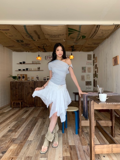 Stylish one-sleeve off-shoulder t-shirt design