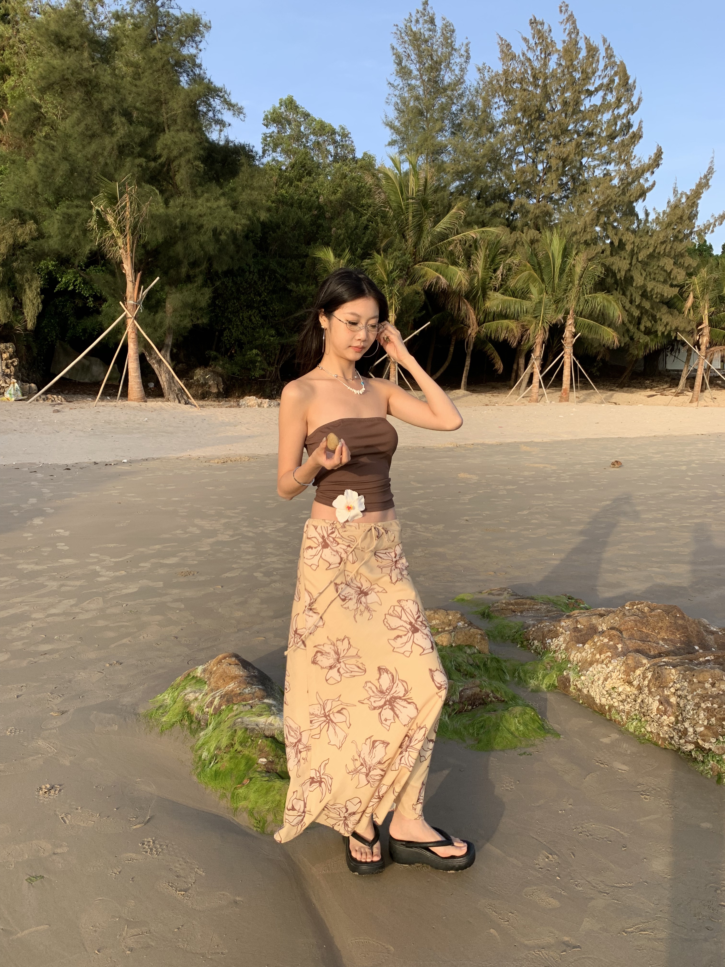 A-line long skirt with drawstring, chic floral pattern