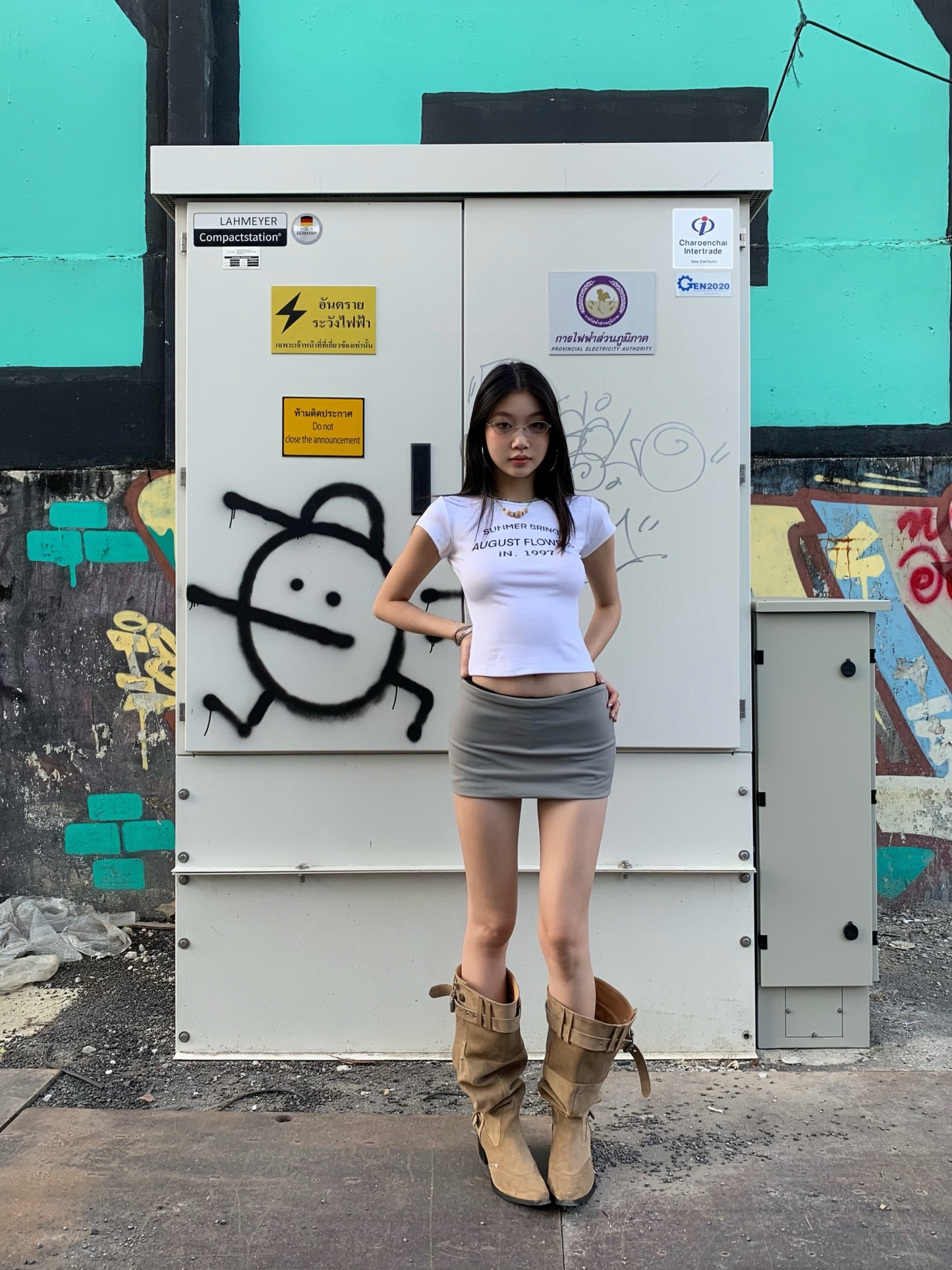 Low-waist skirt, sexy style, tight-fitting, gray color