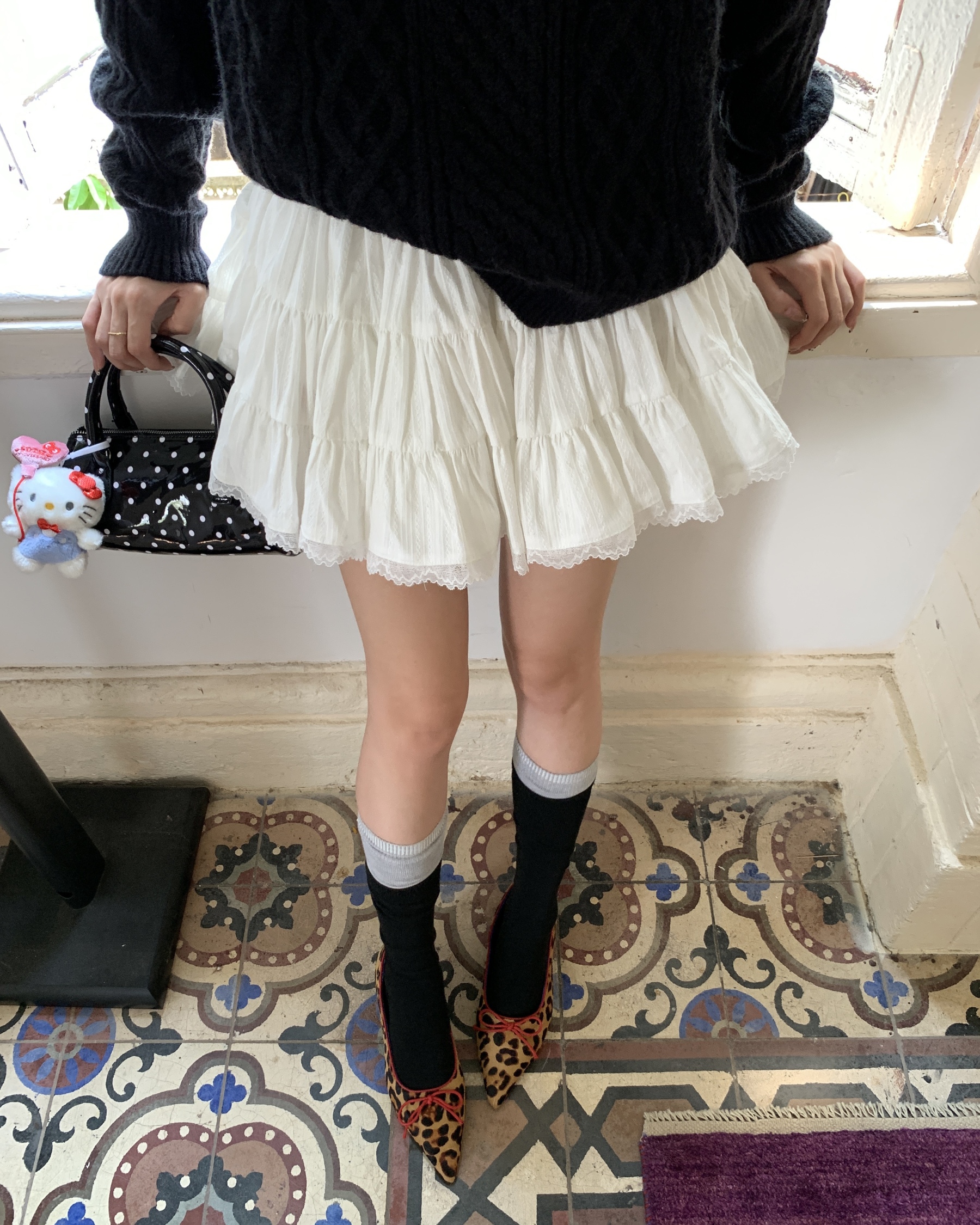 Three-layered white puffy cake skirt