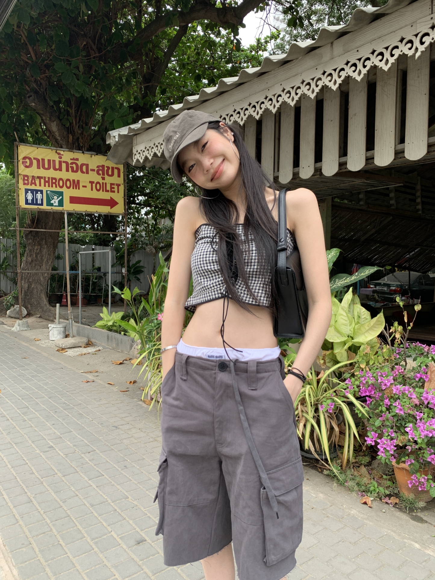 Vintage pants with pockets on both sides, wide legs, cool, women's pants