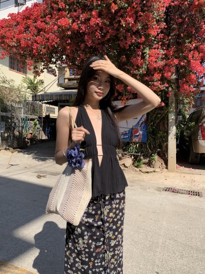 High waisted fishtail skirt