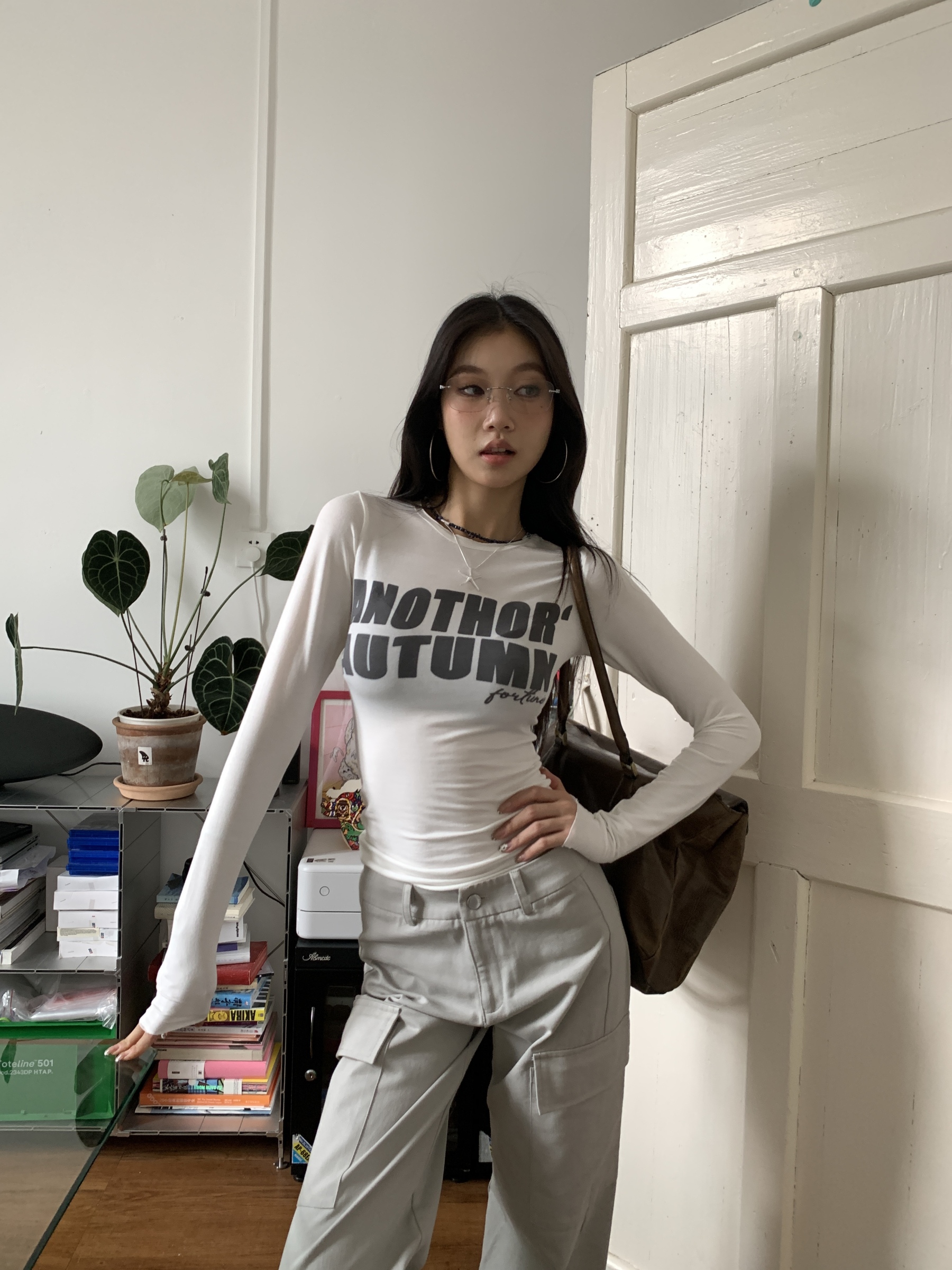 White slim fit long sleeve t-shirt