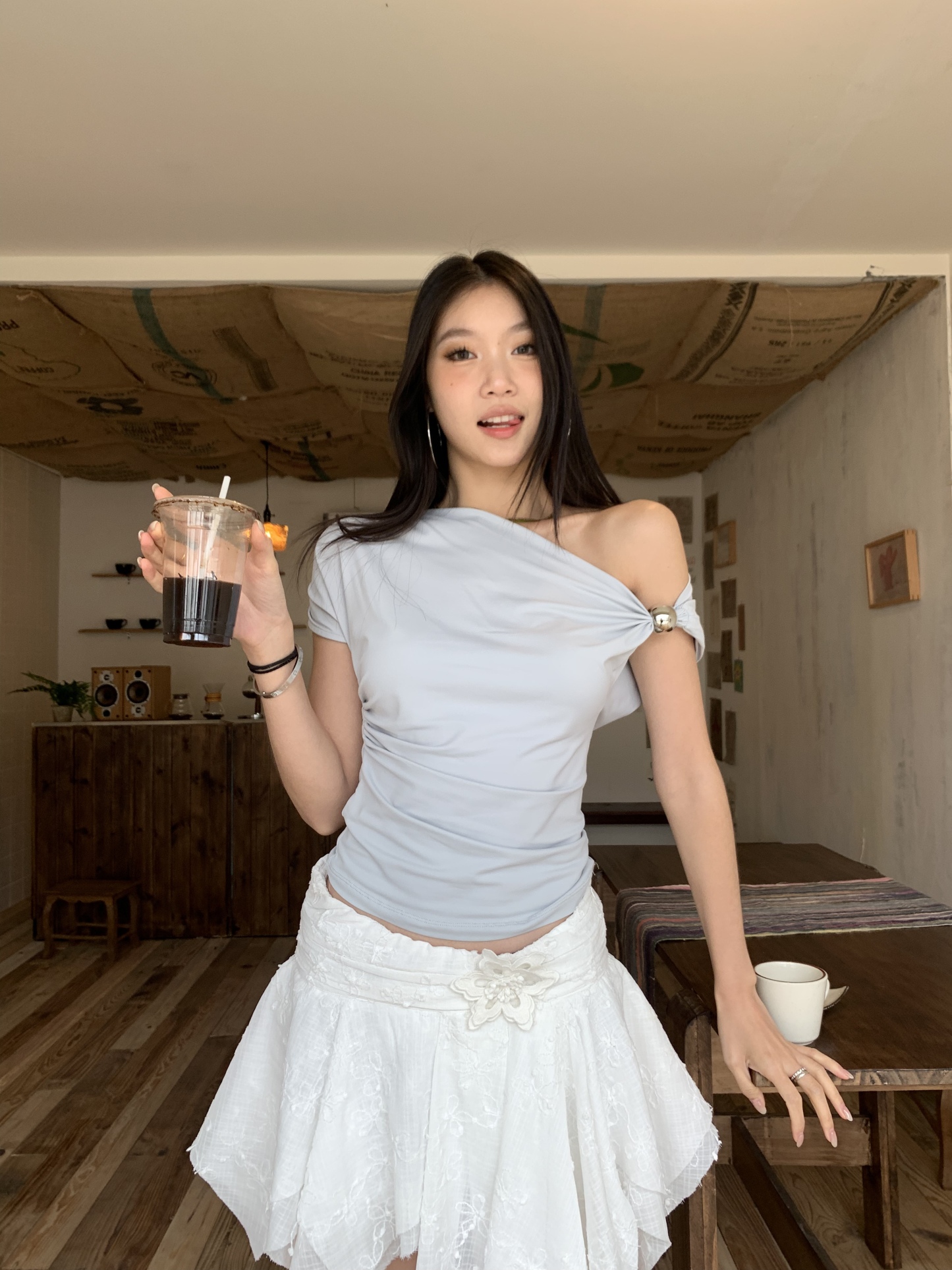 Stylish one-sleeve off-shoulder t-shirt design