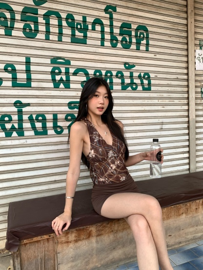 Sexy cafe color low waist slim fit skirt