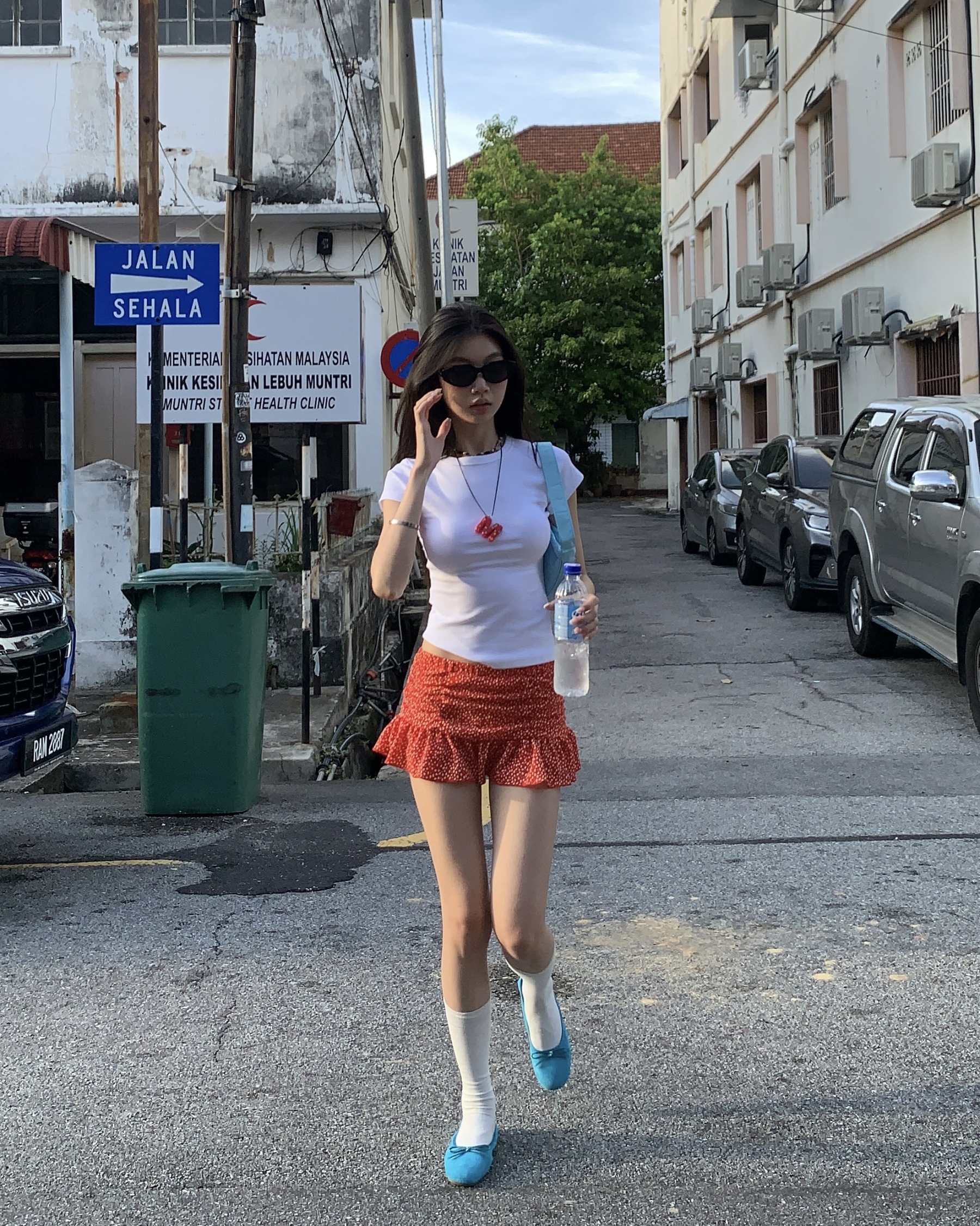 Red floral mini skirt