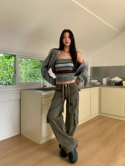 Two-piece set consisting of a two-tone striped knit tube top and a long-sleeve cardigan.