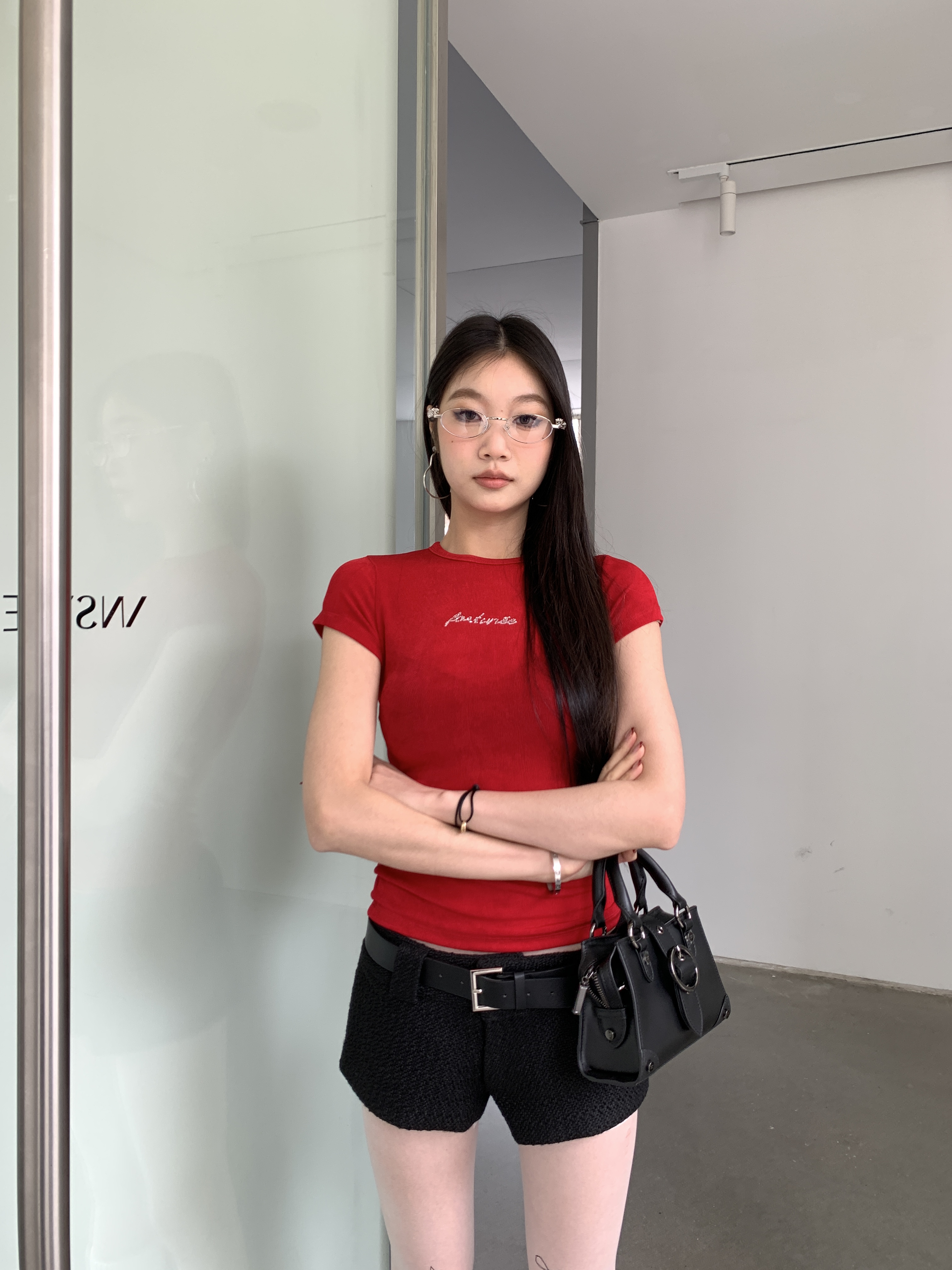 Women's Red and Blue Short Sleeve T-Shirt, Straight Shoulder, Letter Diamond Pattern, Slim Fit T-Shirt