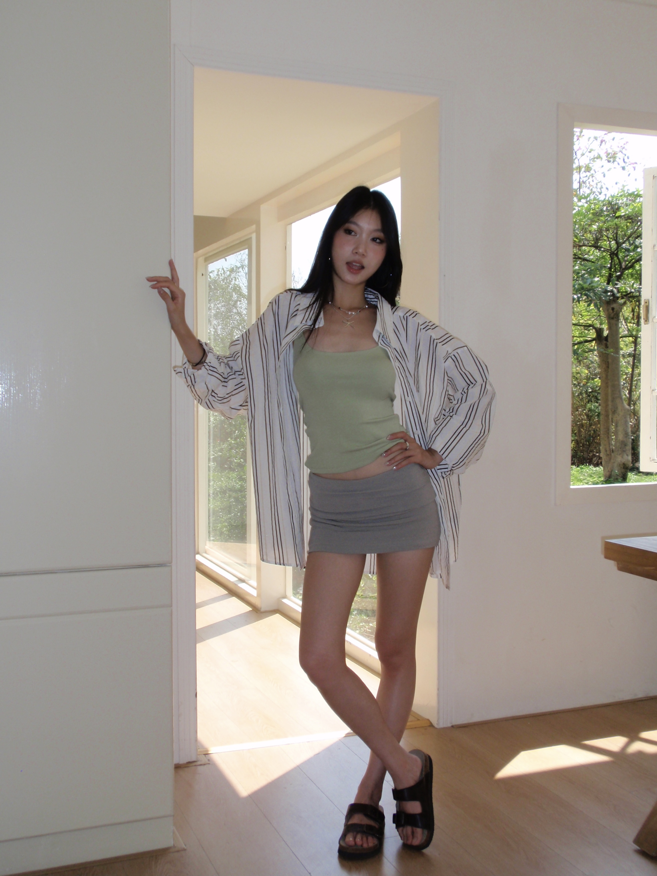 Women's long-sleeved shirt, multi-colored stripes, comfortable to wear, easy to match, new fashion