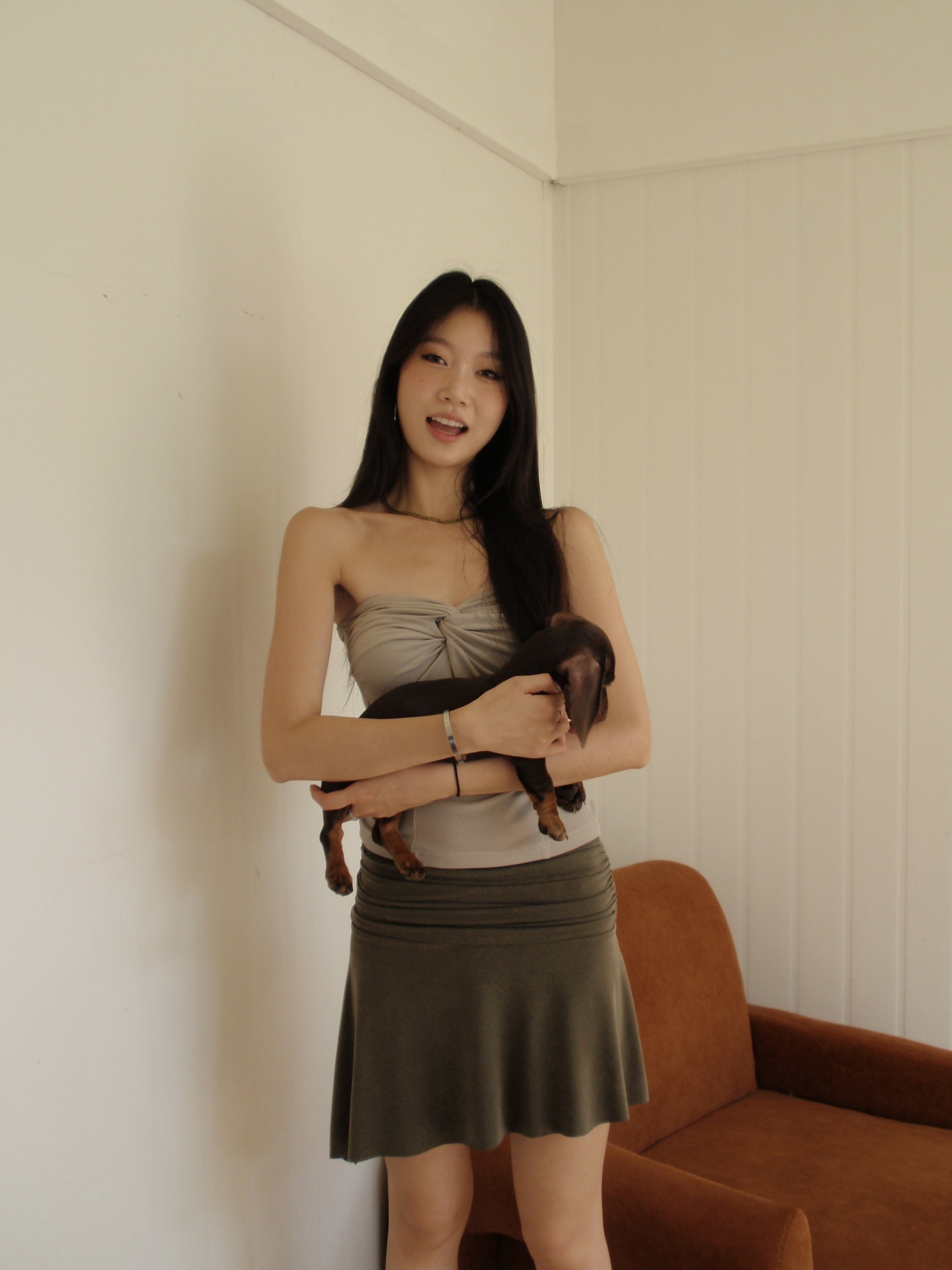 Twisted design tube top, solid color, slim fit style, sexy, easy to wear