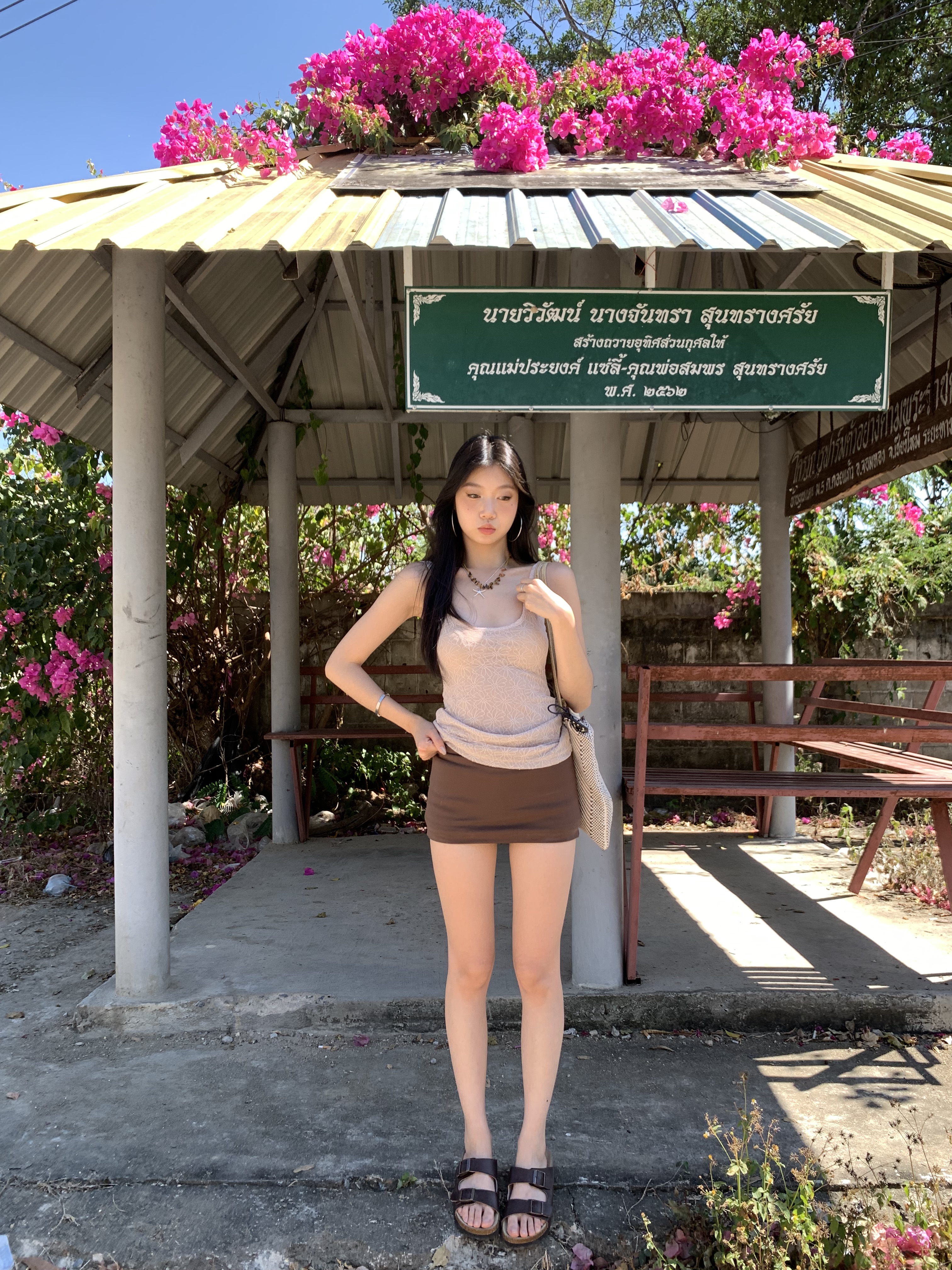 Floral lace U-neck tank top, light and transparent, sexy style