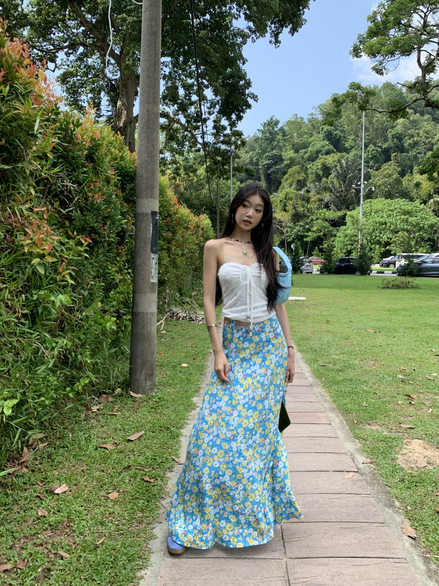 Floral skirt, long, flowing skirt covering the knees
