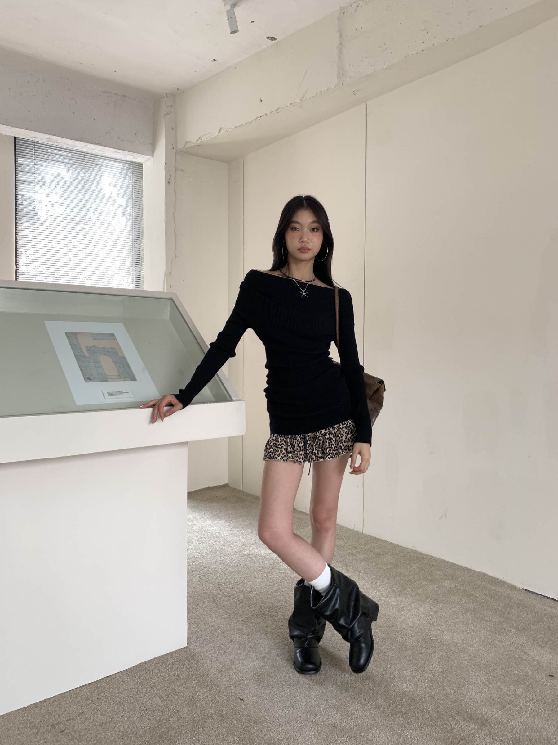 Leopard print mini skirt