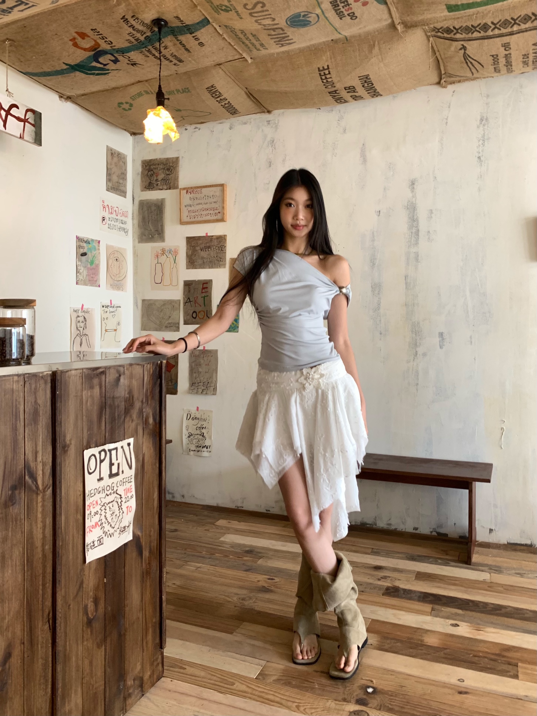 Stylish one-sleeve off-shoulder t-shirt design