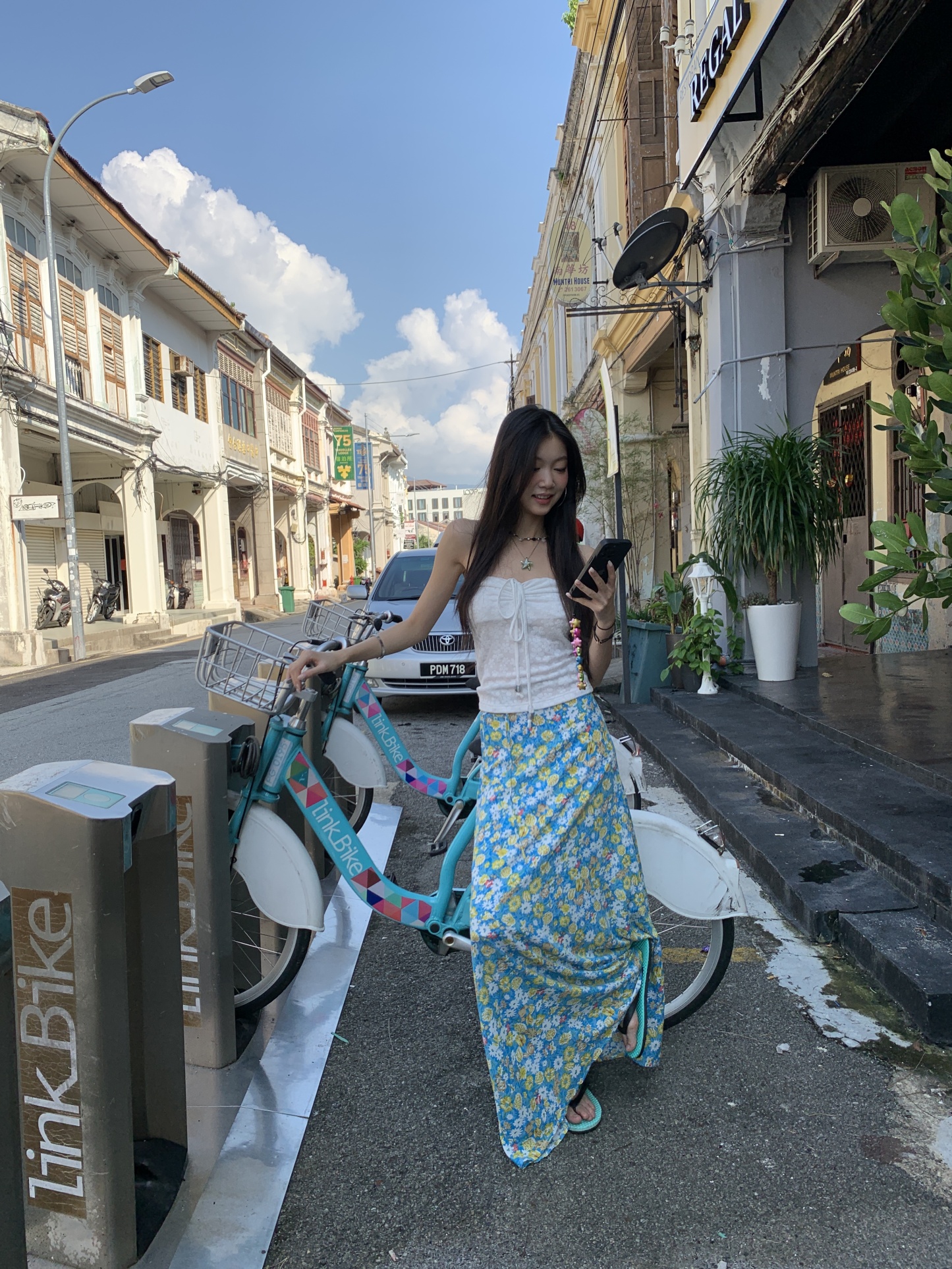Floral skirt, long, flowing skirt covering the knees