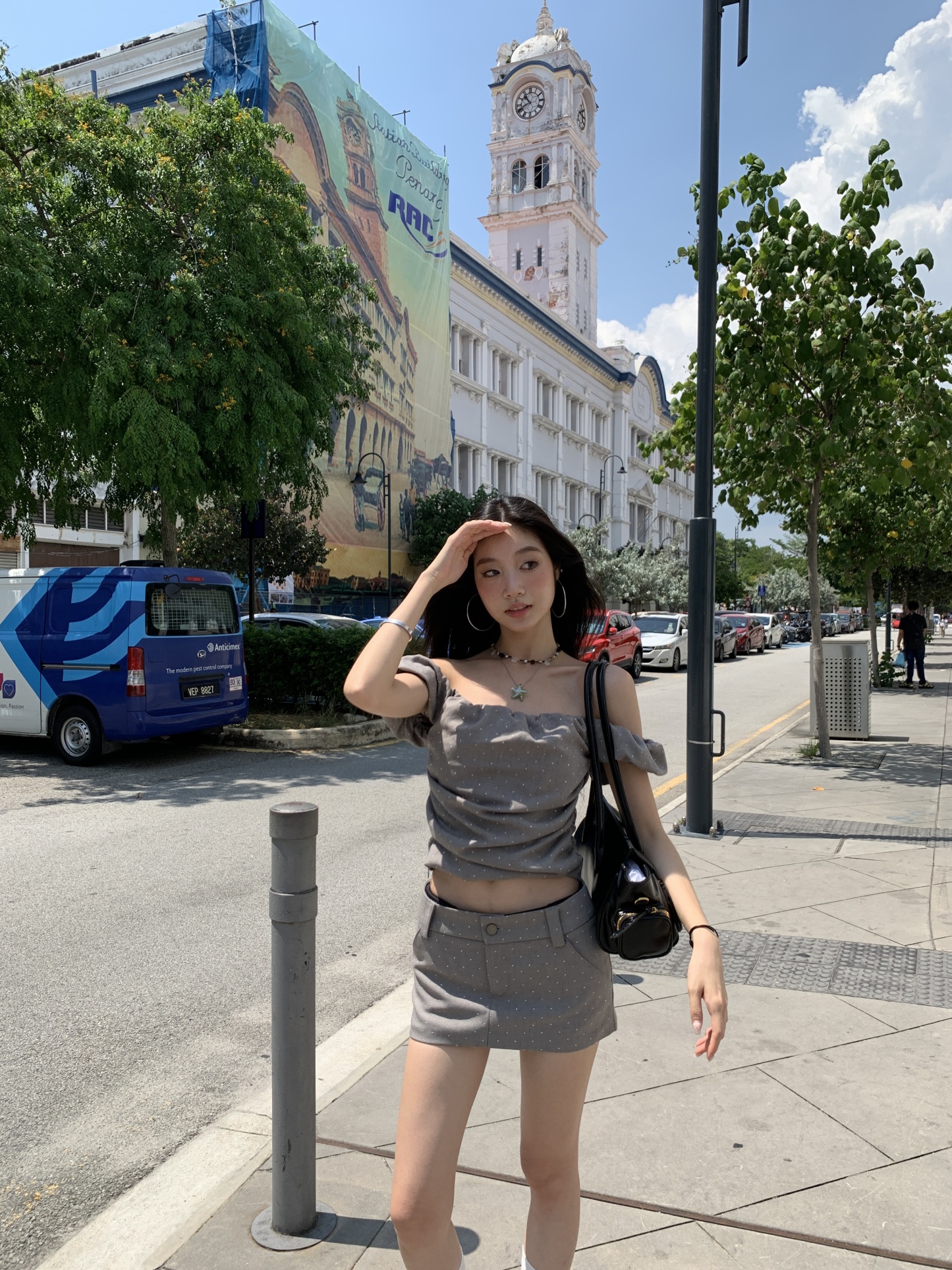 Off-shoulder short-sleeved top, summer style set, low-waist skirt