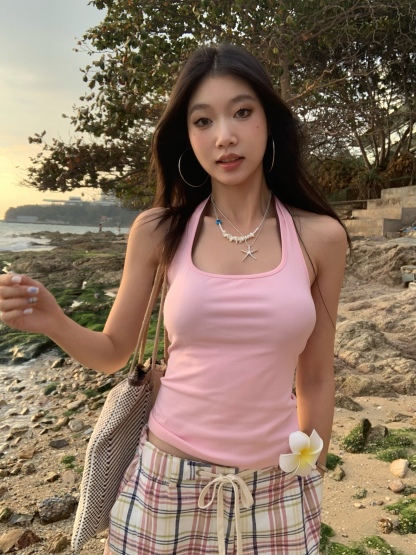 Pink halter neck tank top, summer, slim fit, suitable as an inner shirt, simple and elegant, solid color
