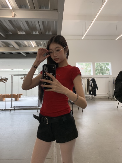 Women's Red and Blue Short Sleeve T-Shirt, Straight Shoulder, Letter Diamond Pattern, Slim Fit T-Shirt