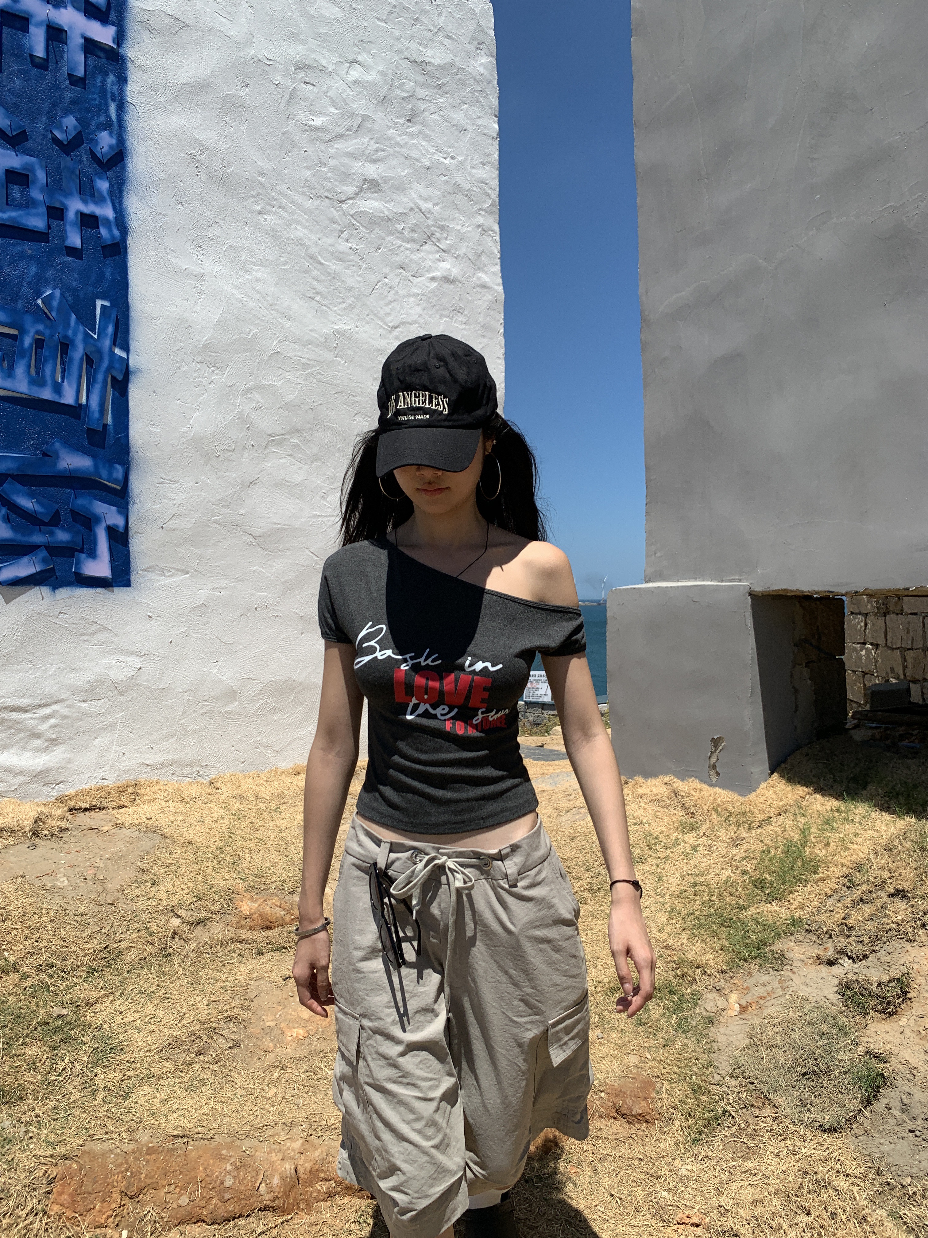 Vintage slim fit short sleeve crop top