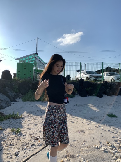 Floral skirt, vintage style, chic design