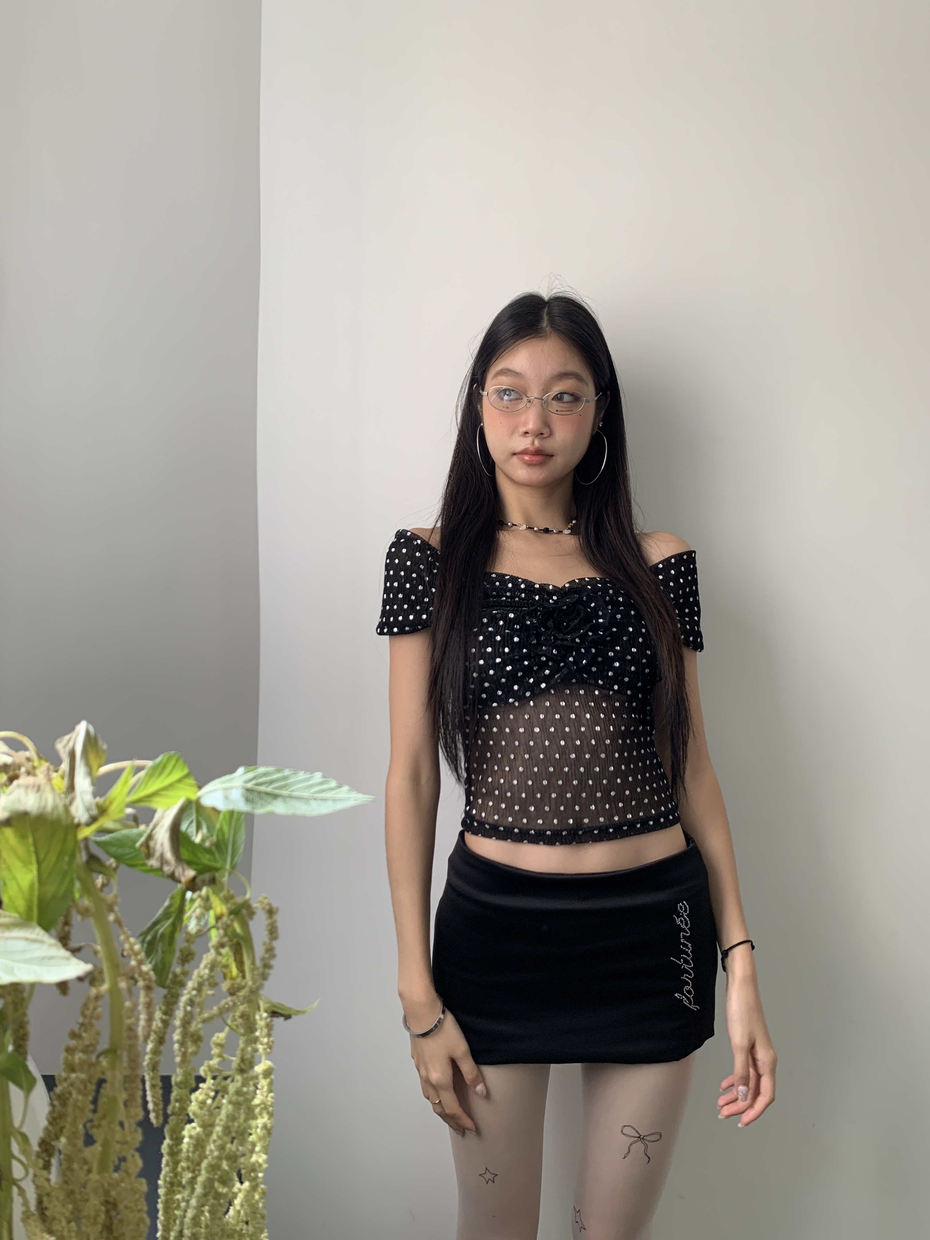 Skirt pants with diamond decorations on the sides