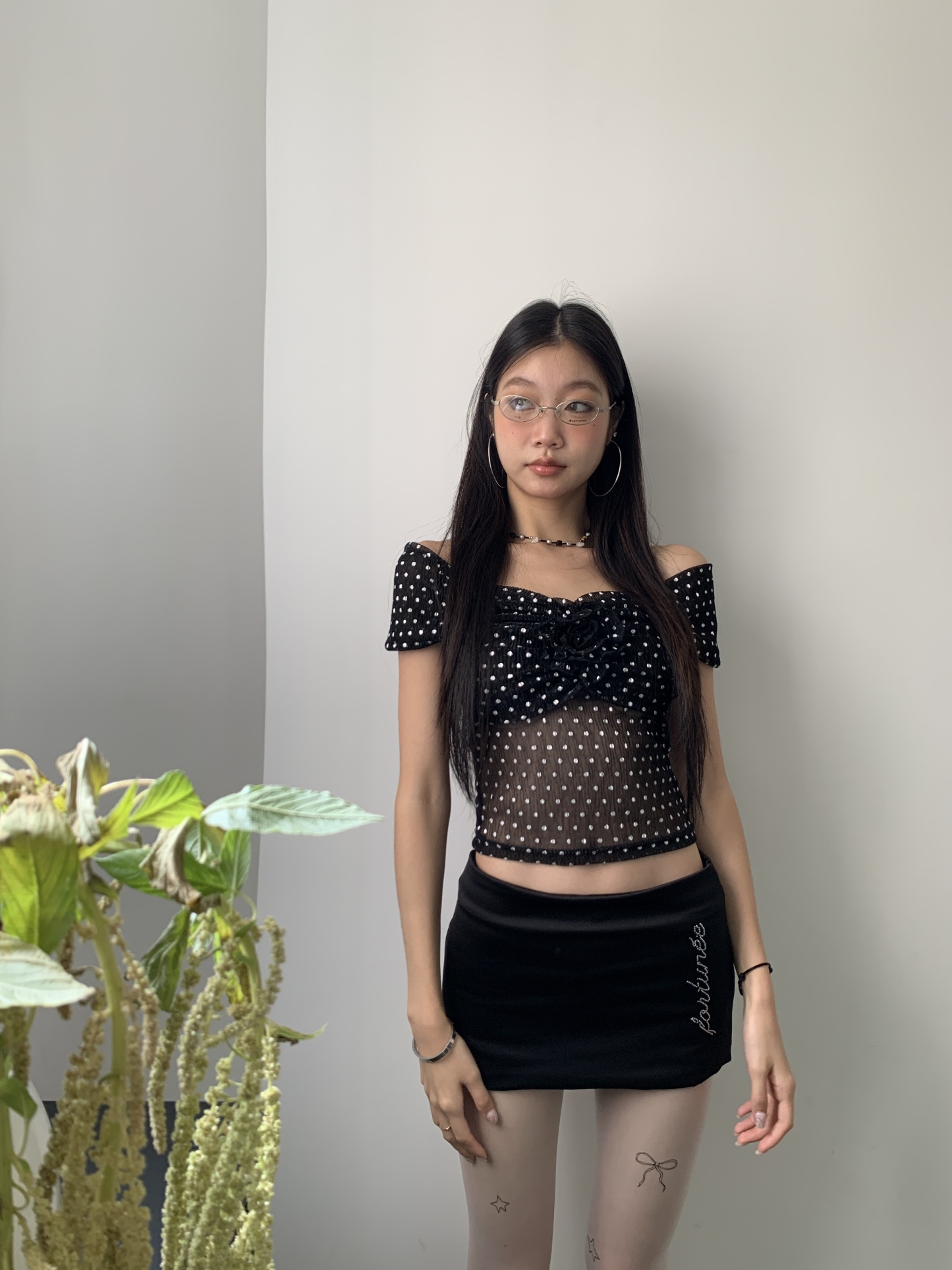 Skirt pants with diamond decorations on the sides