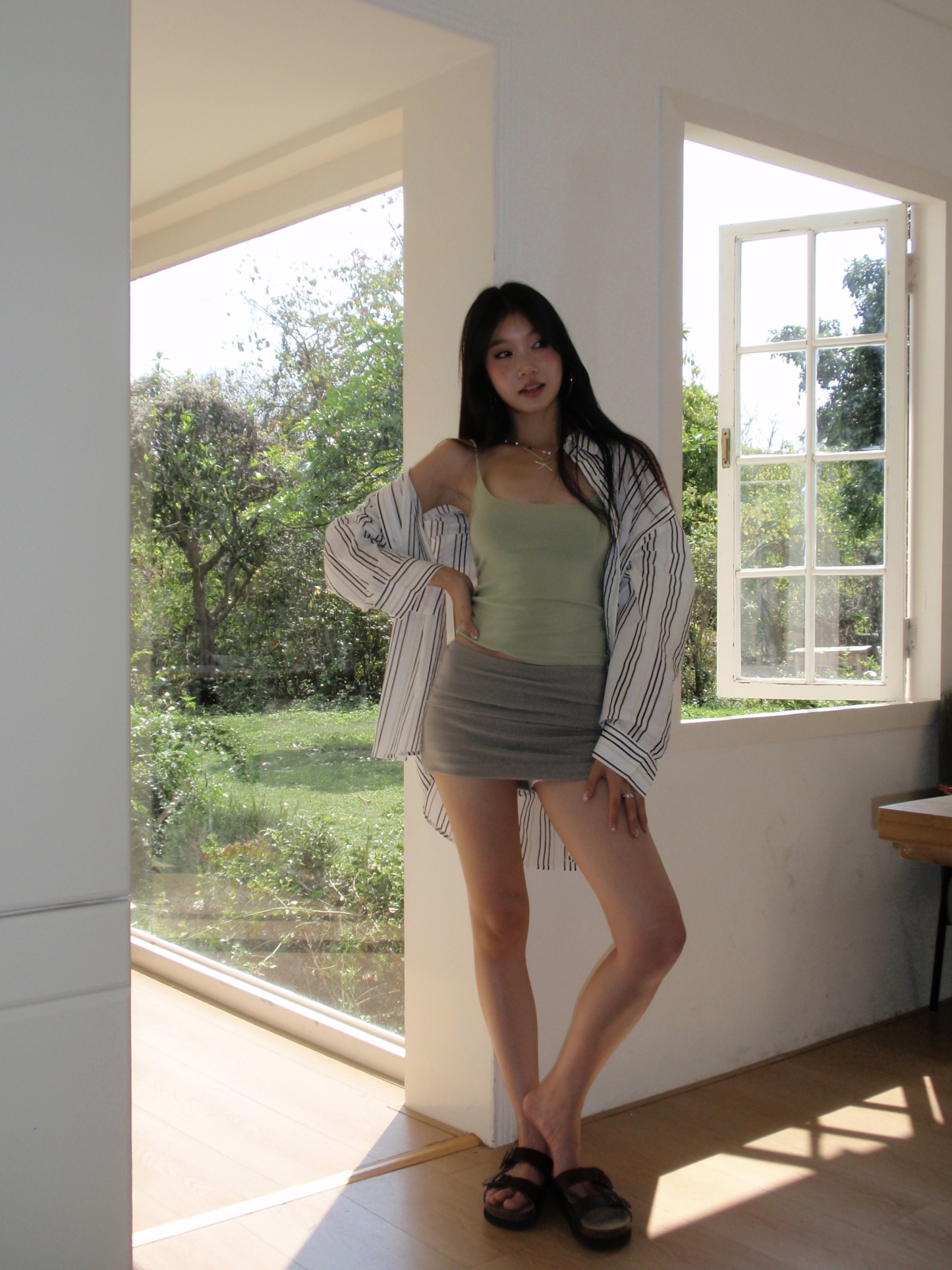 Women's long-sleeved shirt, multi-colored stripes, comfortable to wear, easy to match, new fashion