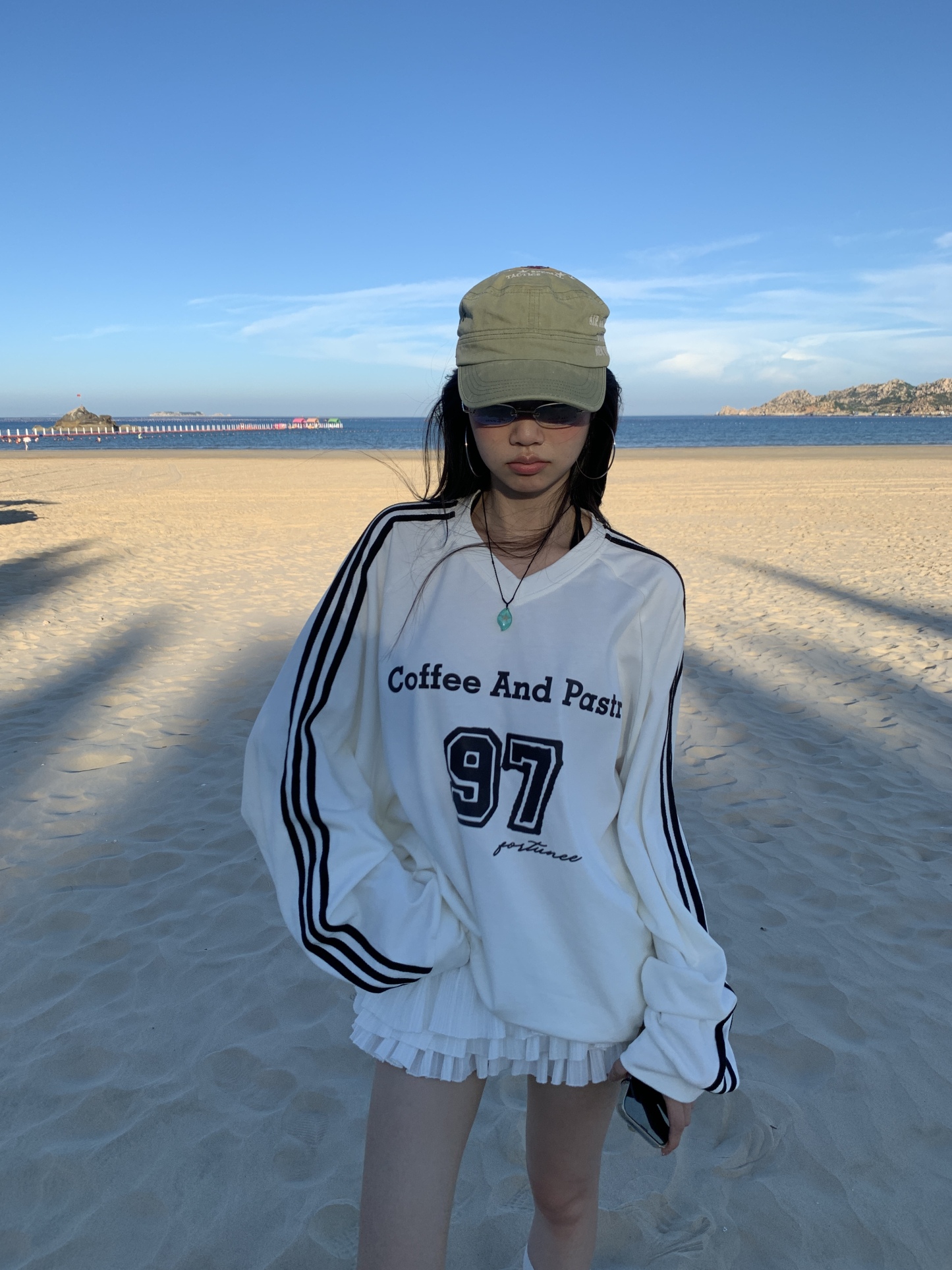 Loose V-neck long-sleeved shirt, American style, sports style, two-tone color, printed pattern 97