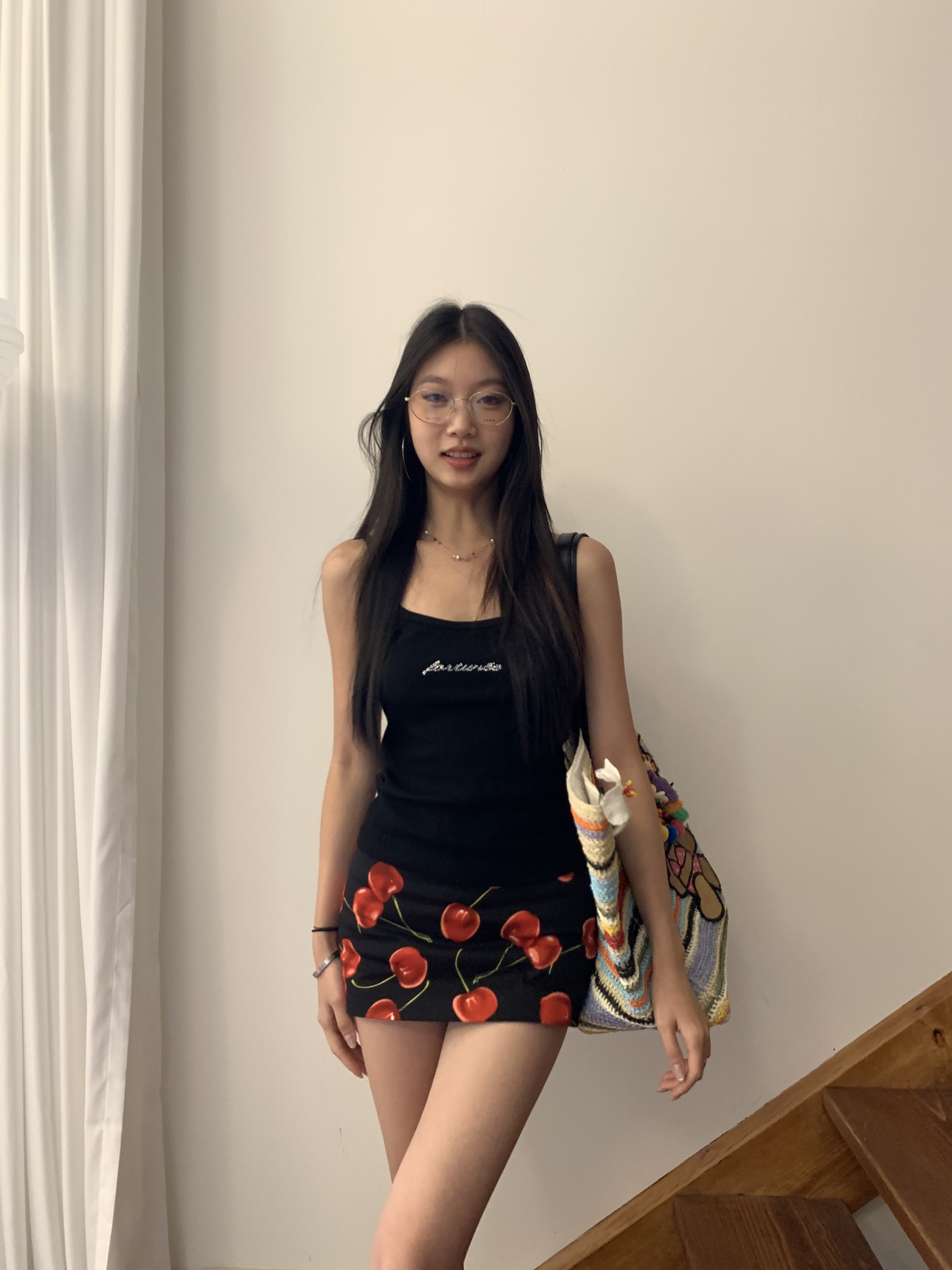 Red cherry print mini skirt, low waist style 