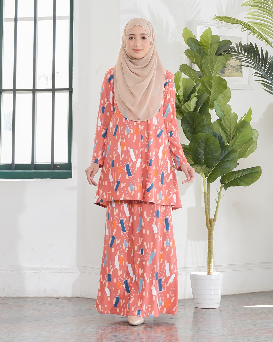 Kurung Lara – Chick Salmon