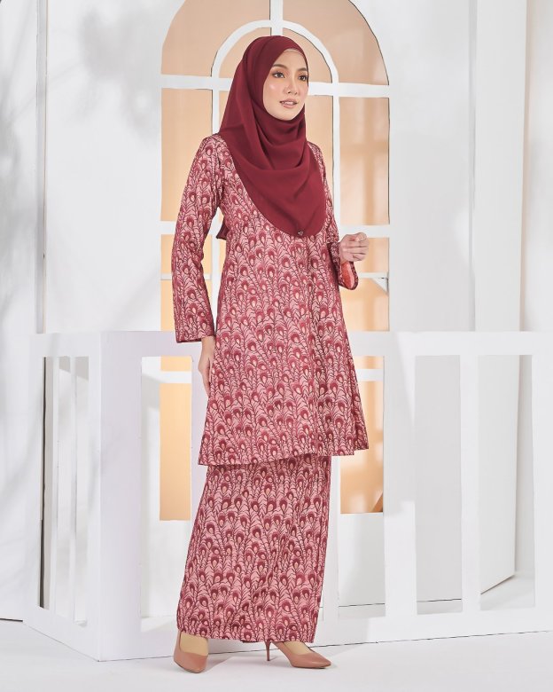 Baju Kurung Riau Lace Greece - Ruby Red