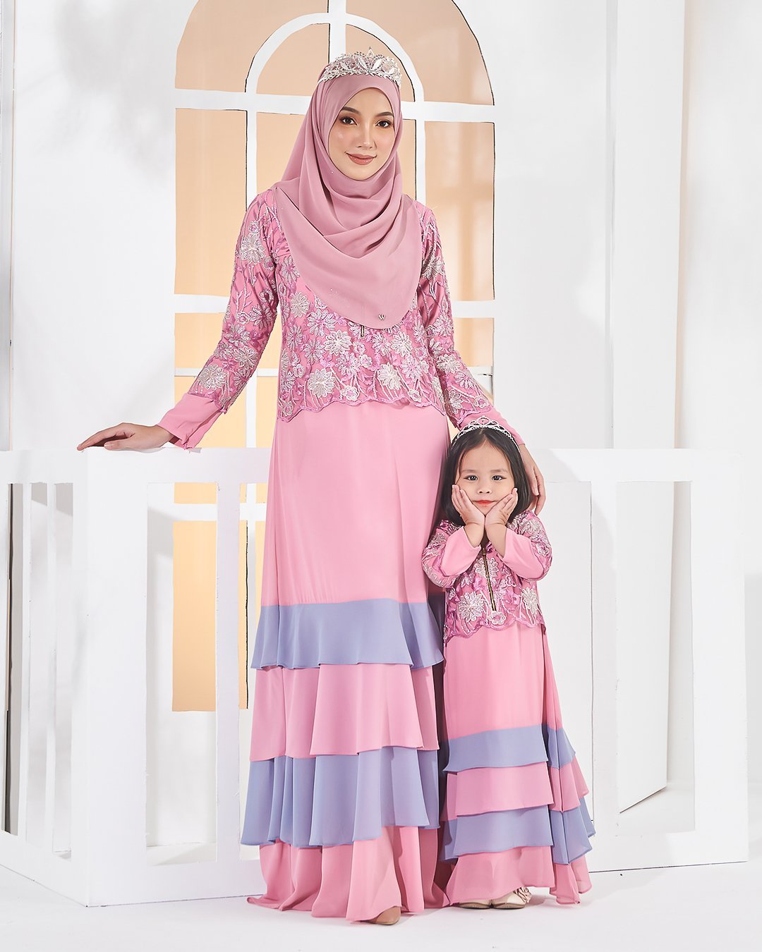 Abaya Lace Afiyah - Smoothies Pink