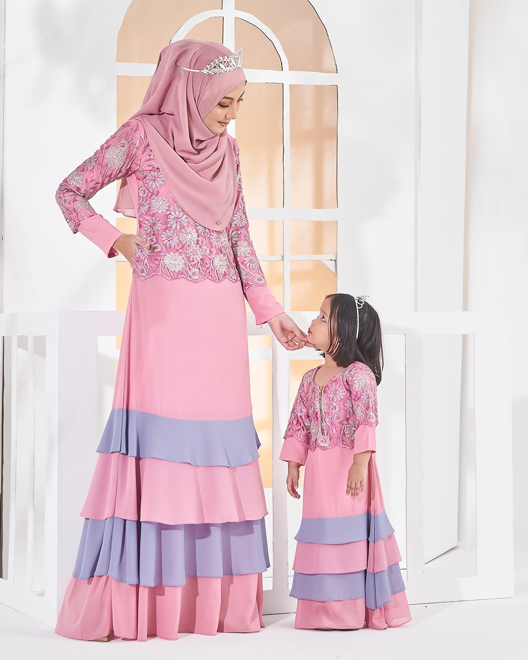 Abaya Lace Afiyah - Smoothies Pink