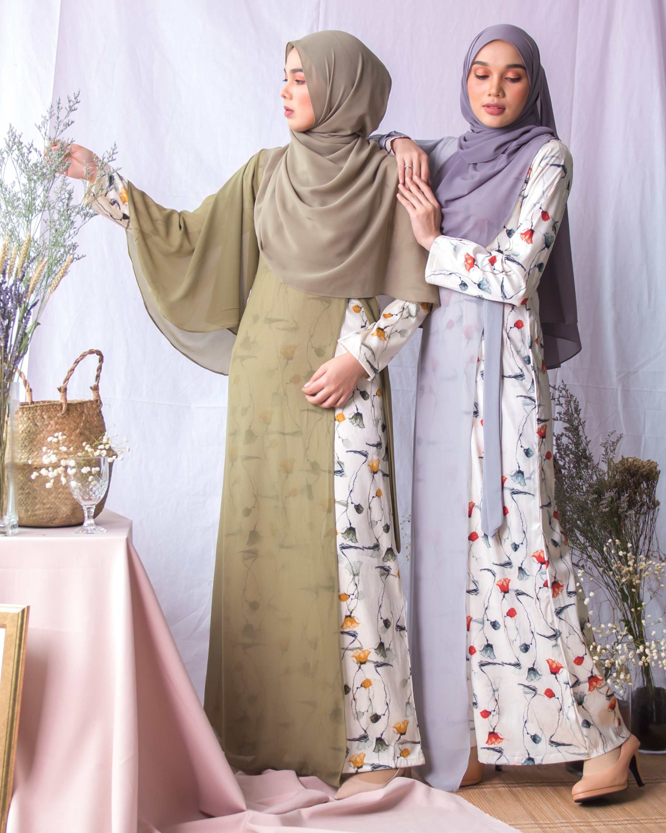 Abaya Adawiyah - Light Grey