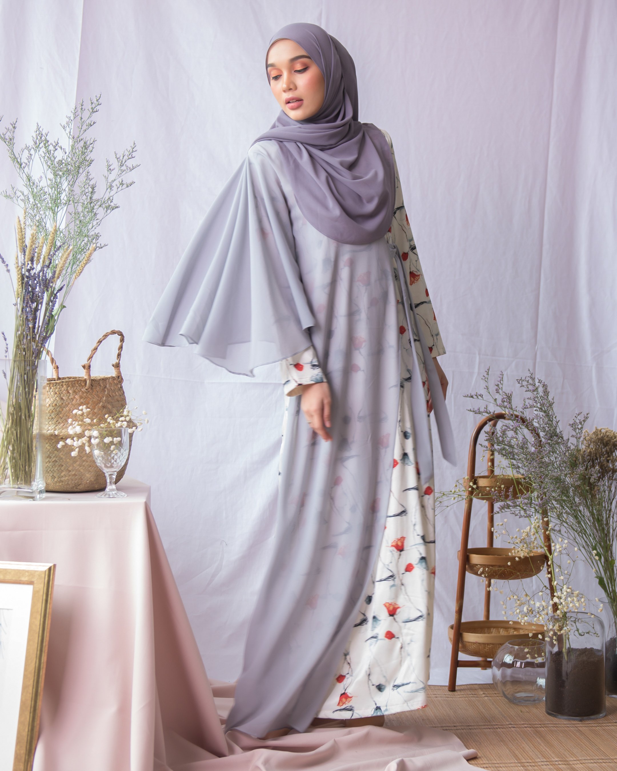 Abaya Adawiyah - Light Grey