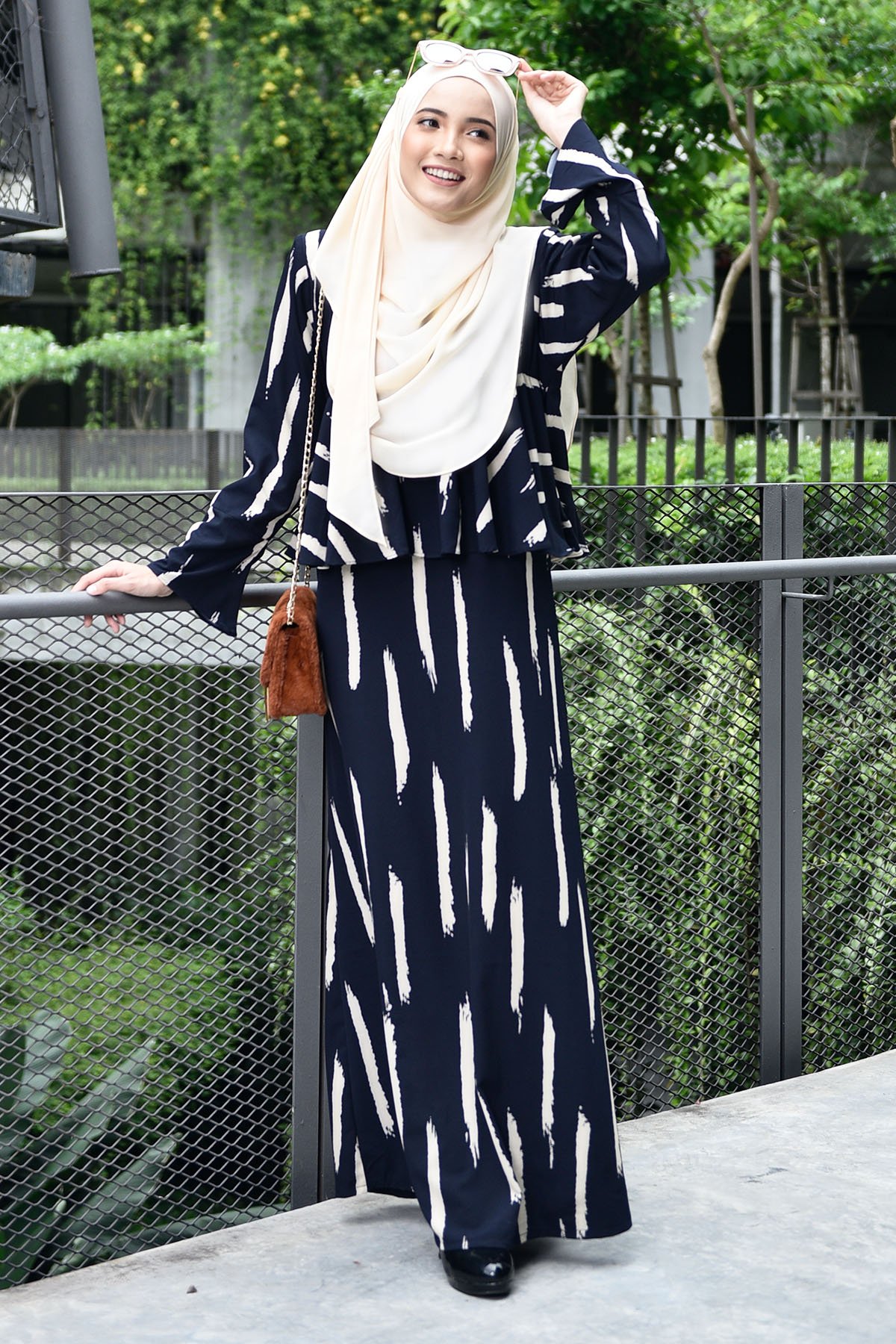 Abaya Alifa Stripe - Midnight Blue