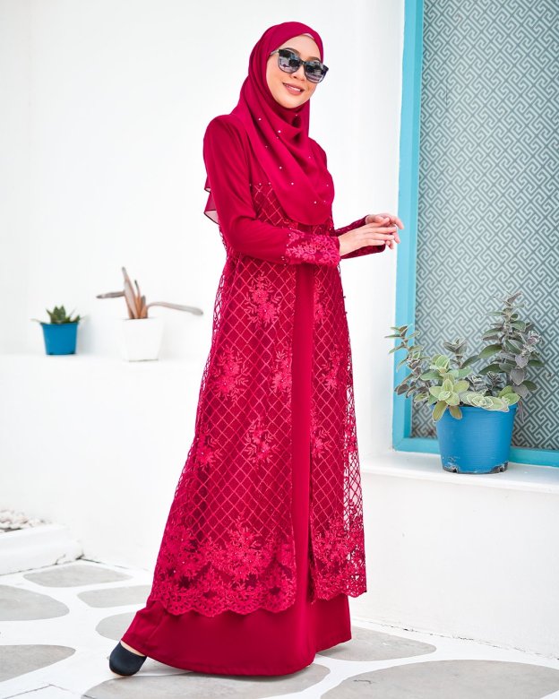 Abaya Lace Aminah - Scarlet Red
