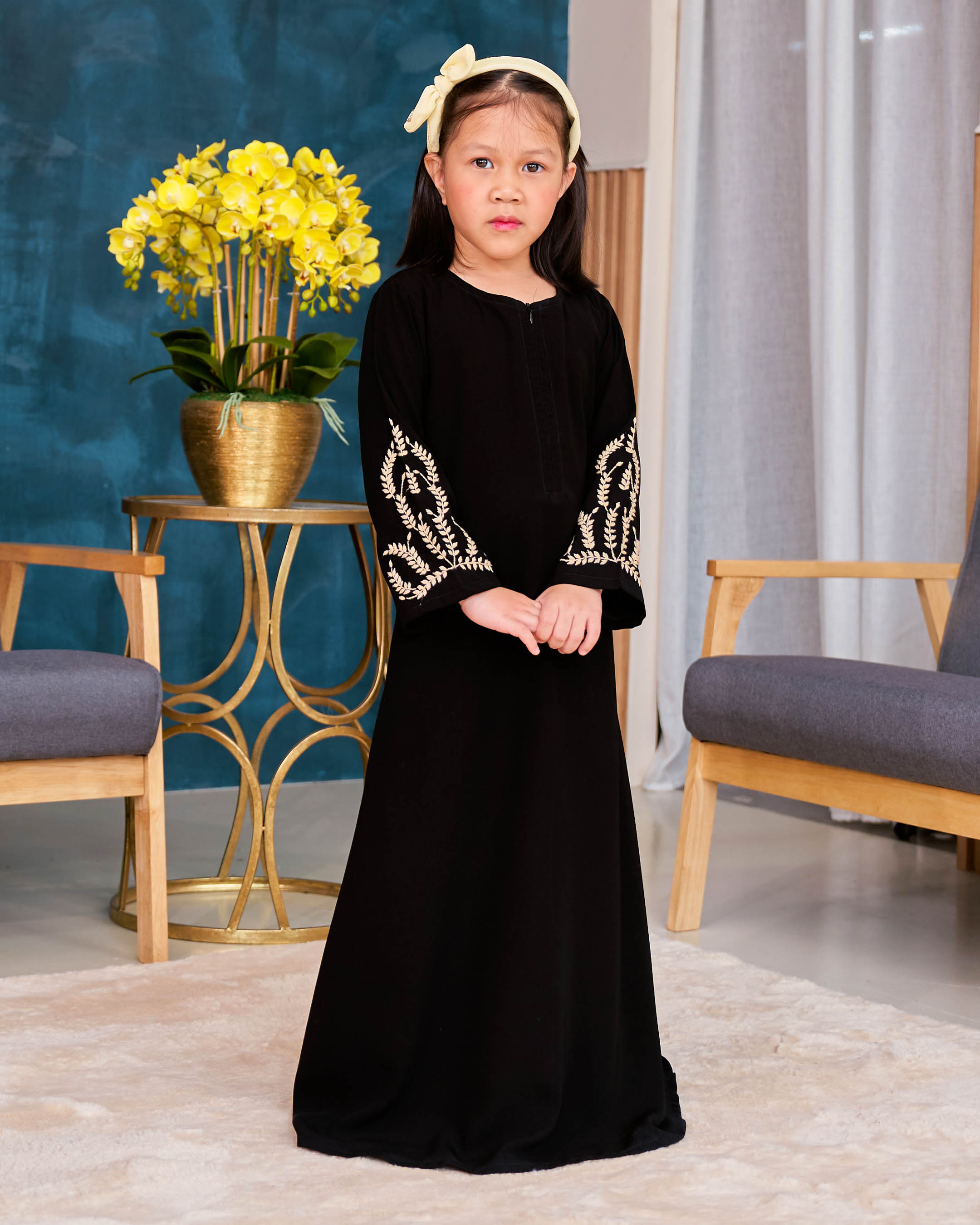 Abaya Embroidery Arrayan Kids – Golden