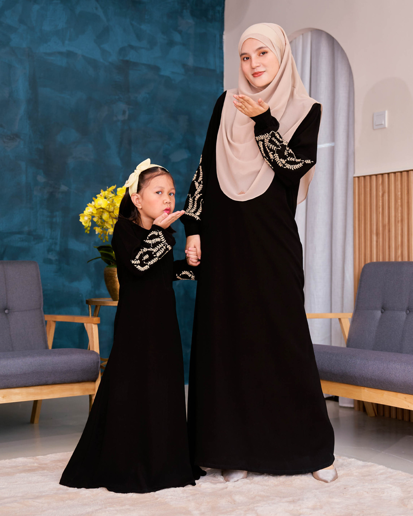 Abaya Embroidery Arrayan Kids – Golden