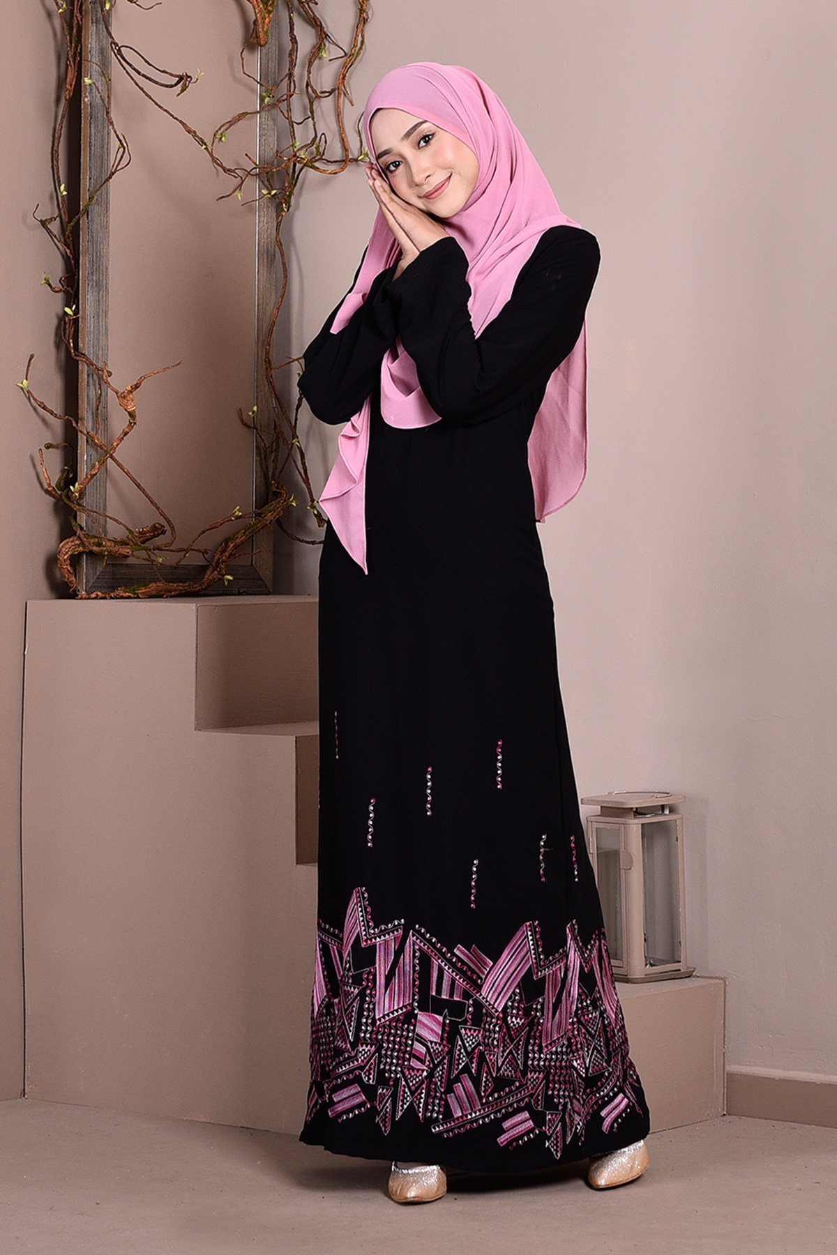 Abaya Dubai Embroidery Haja - Magenta Pink