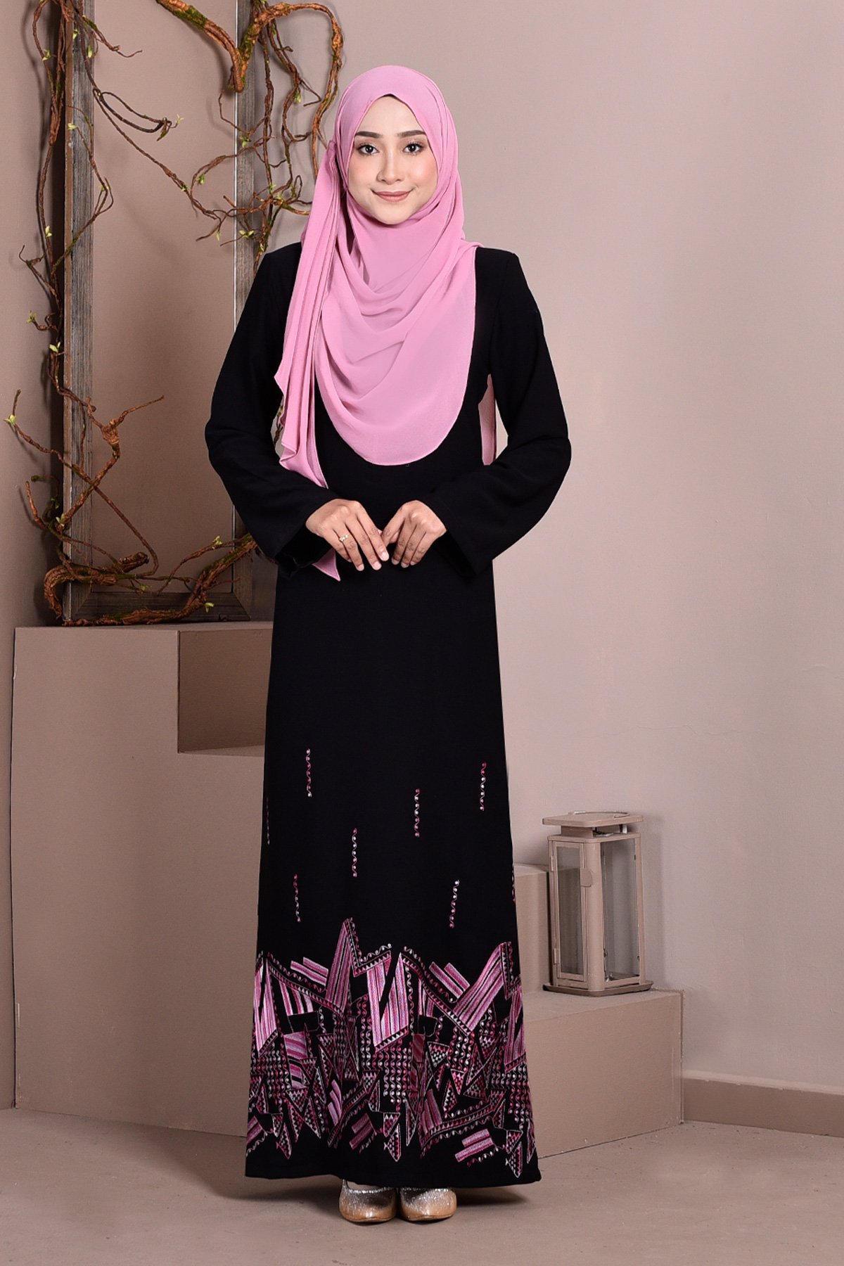 Abaya Dubai Embroidery Haja - Magenta Pink