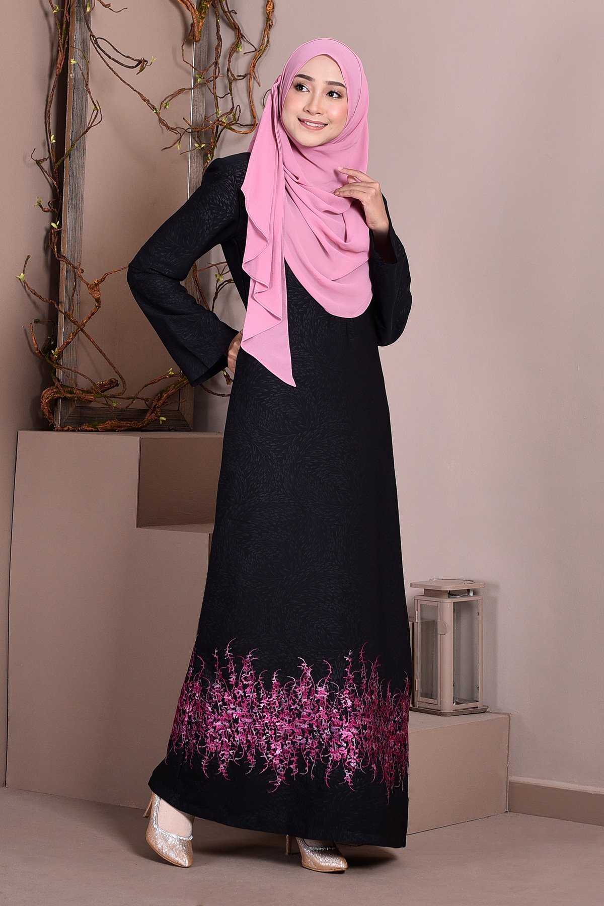 Abaya Dubai Embroidery Hijra - Magenta Pink