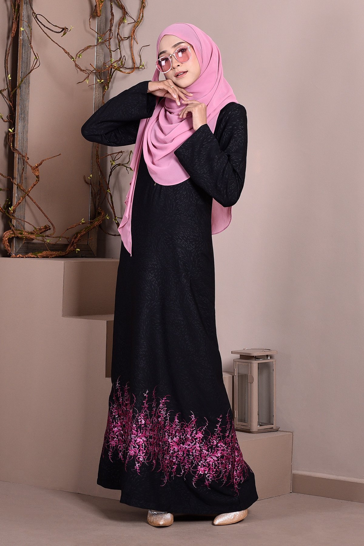 Abaya Dubai Embroidery Hijra - Magenta Pink